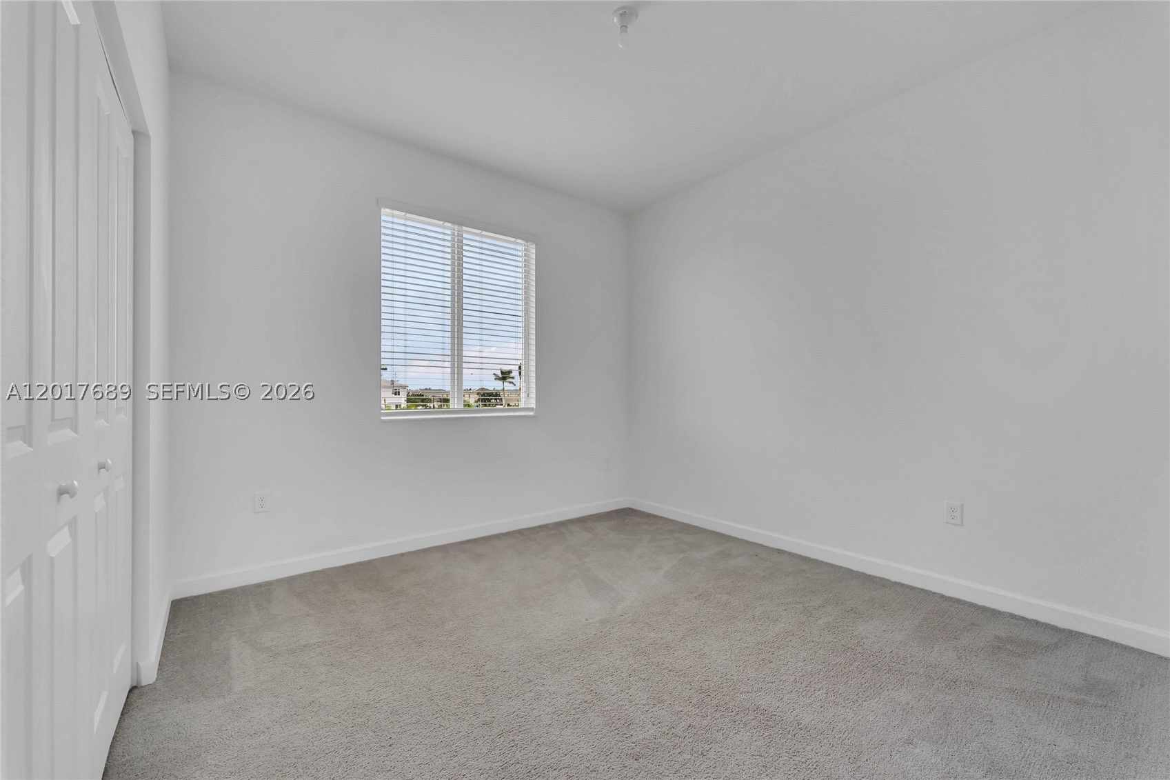 725 Se 14th Ct Property Photo 17