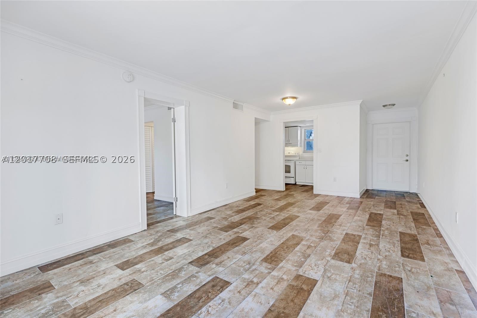 1674 Bay Rd 302 Property Photo 5