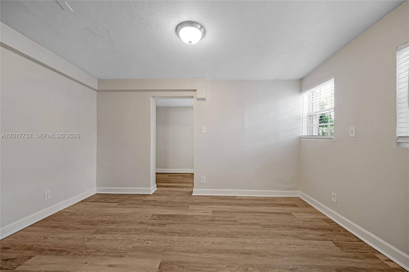 2844 Funston St Property Photo 9
