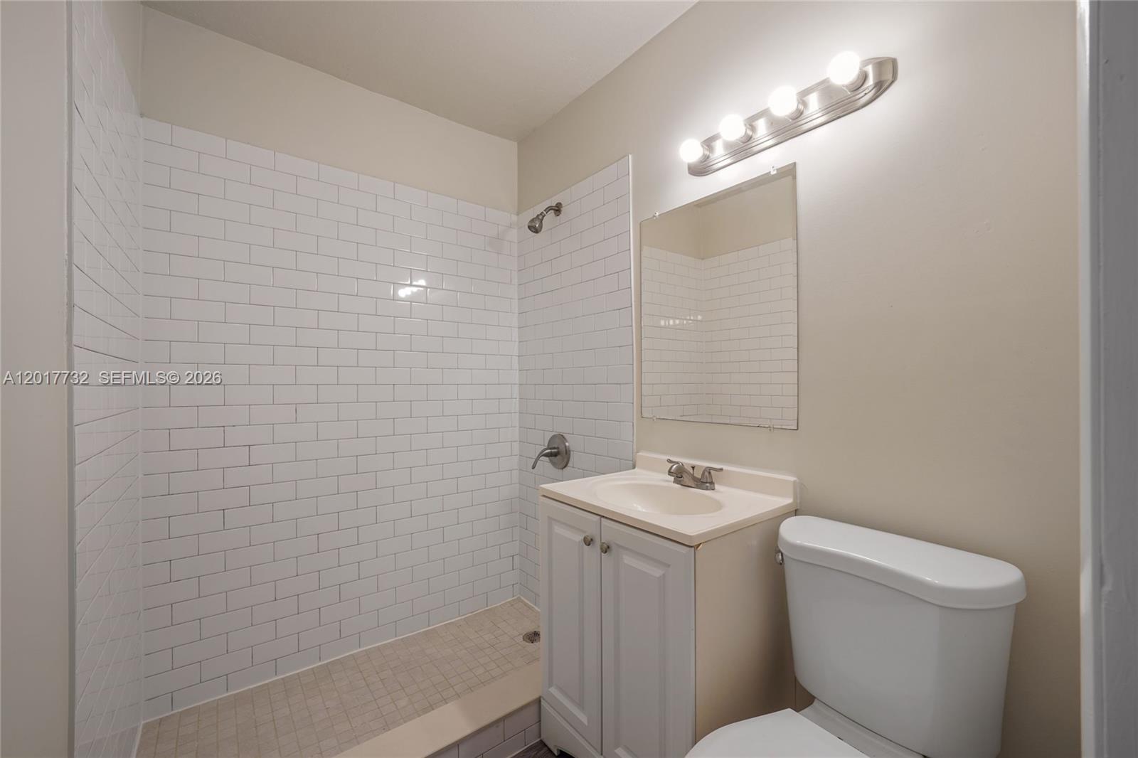 2844 Funston St Property Photo 15