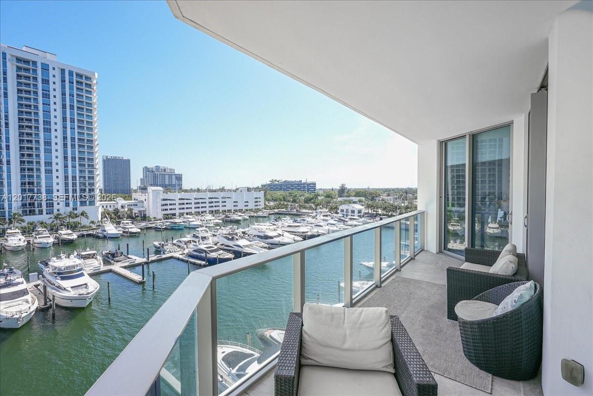 17301 Biscayne Blvd 605 Property Photo 7