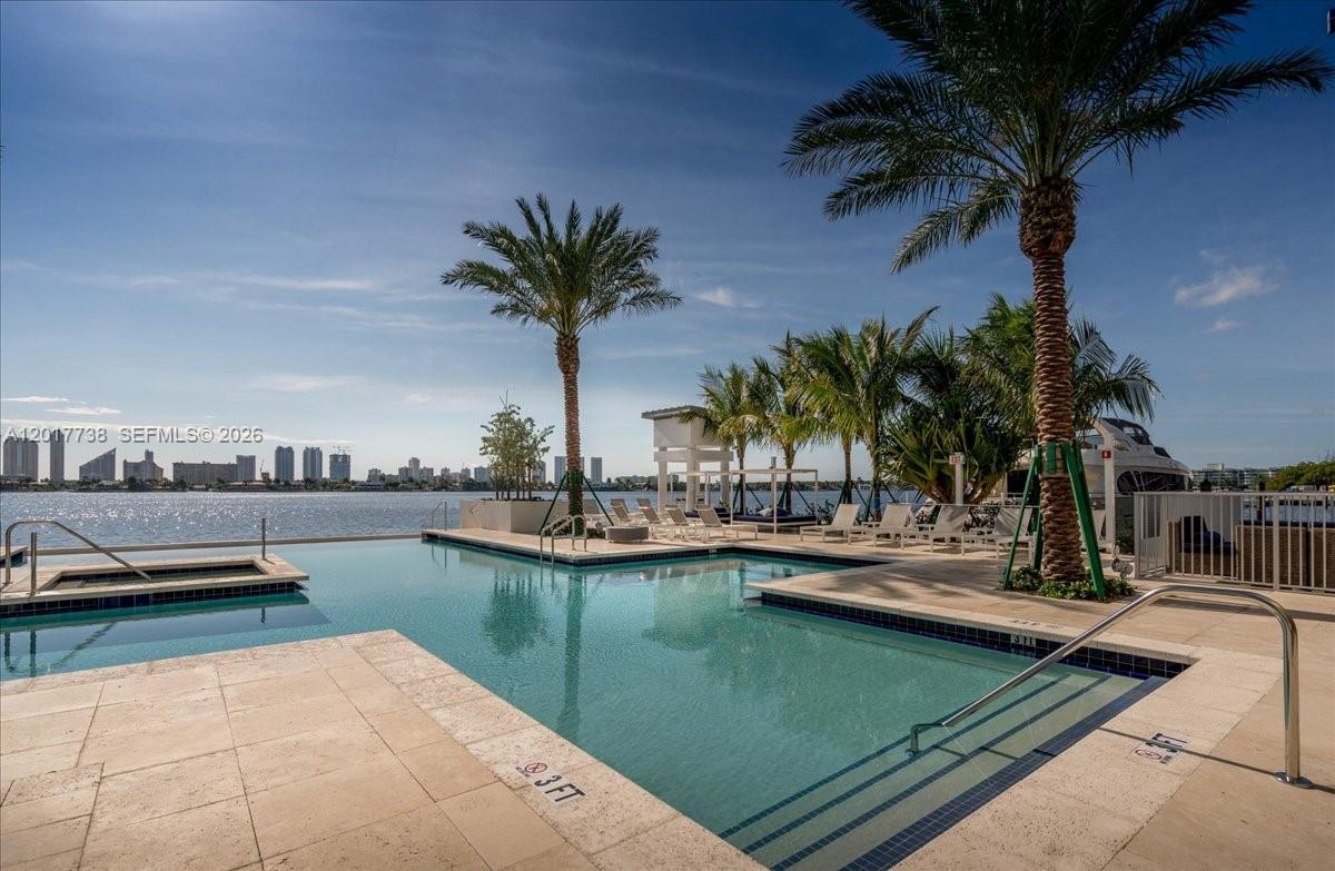 17301 Biscayne Blvd 605 Property Photo 22
