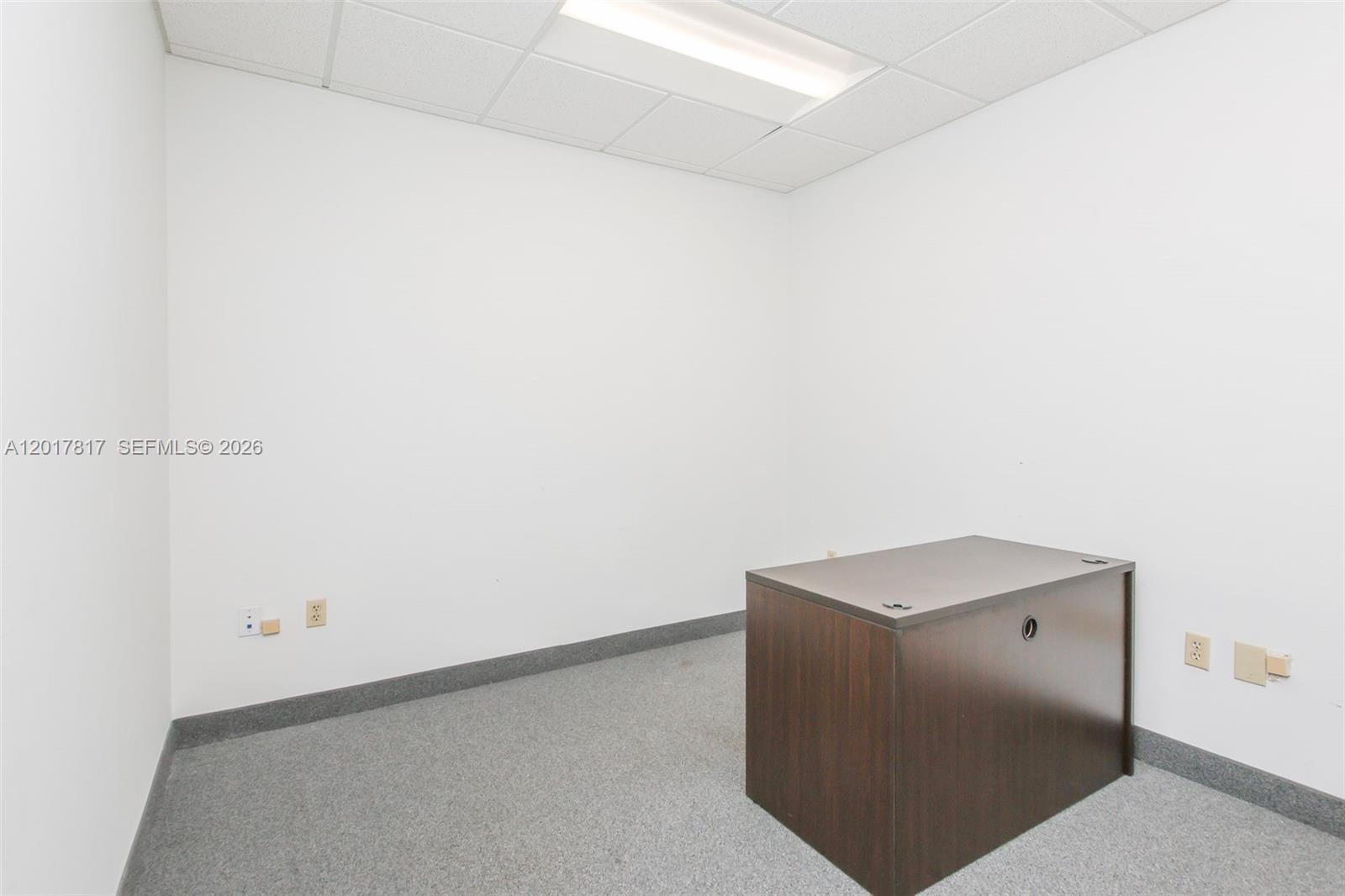 1900 Glades Rd 280 Property Photo 12