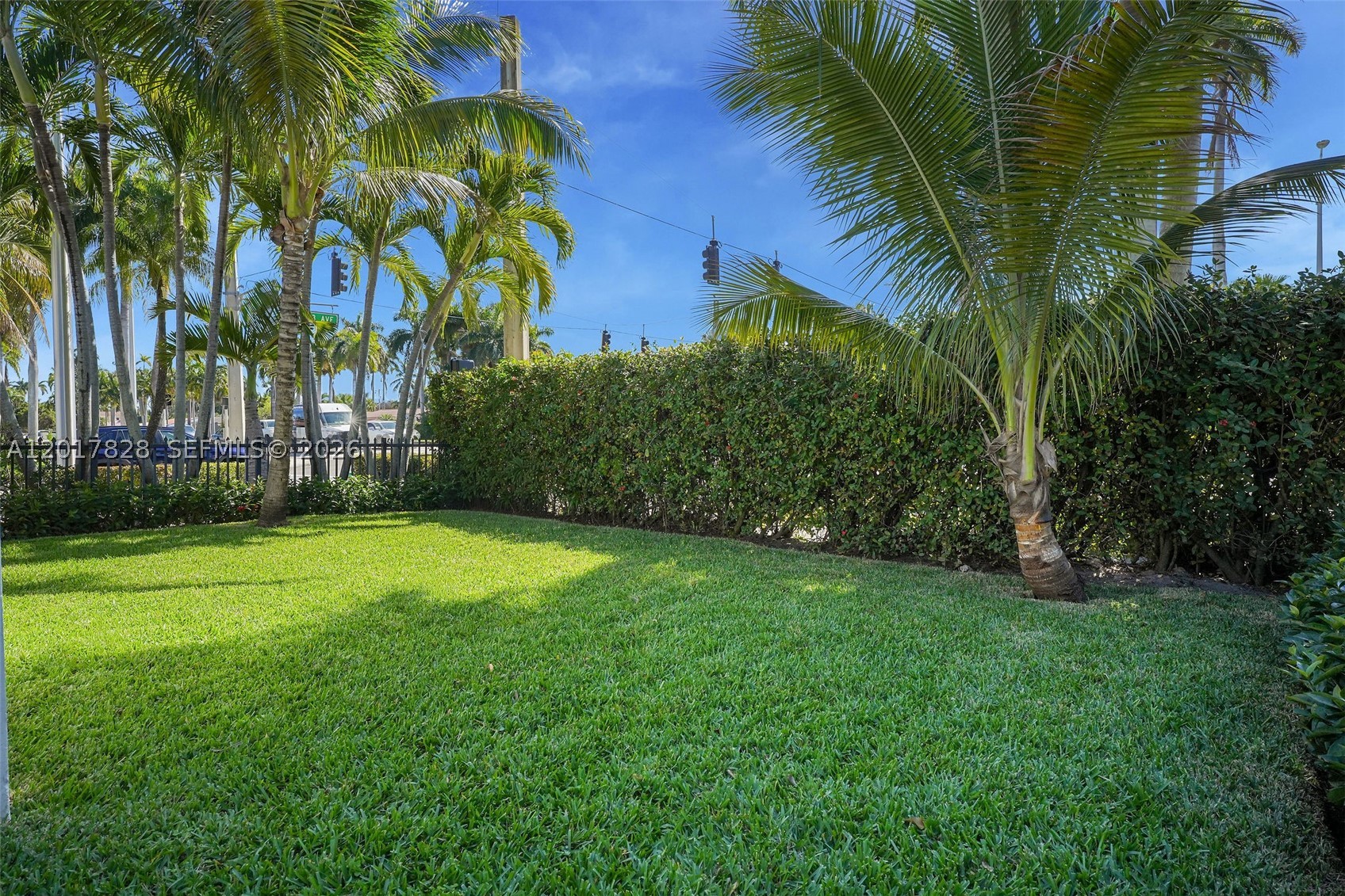 1301 Hollywood Blvd Property Photo 13