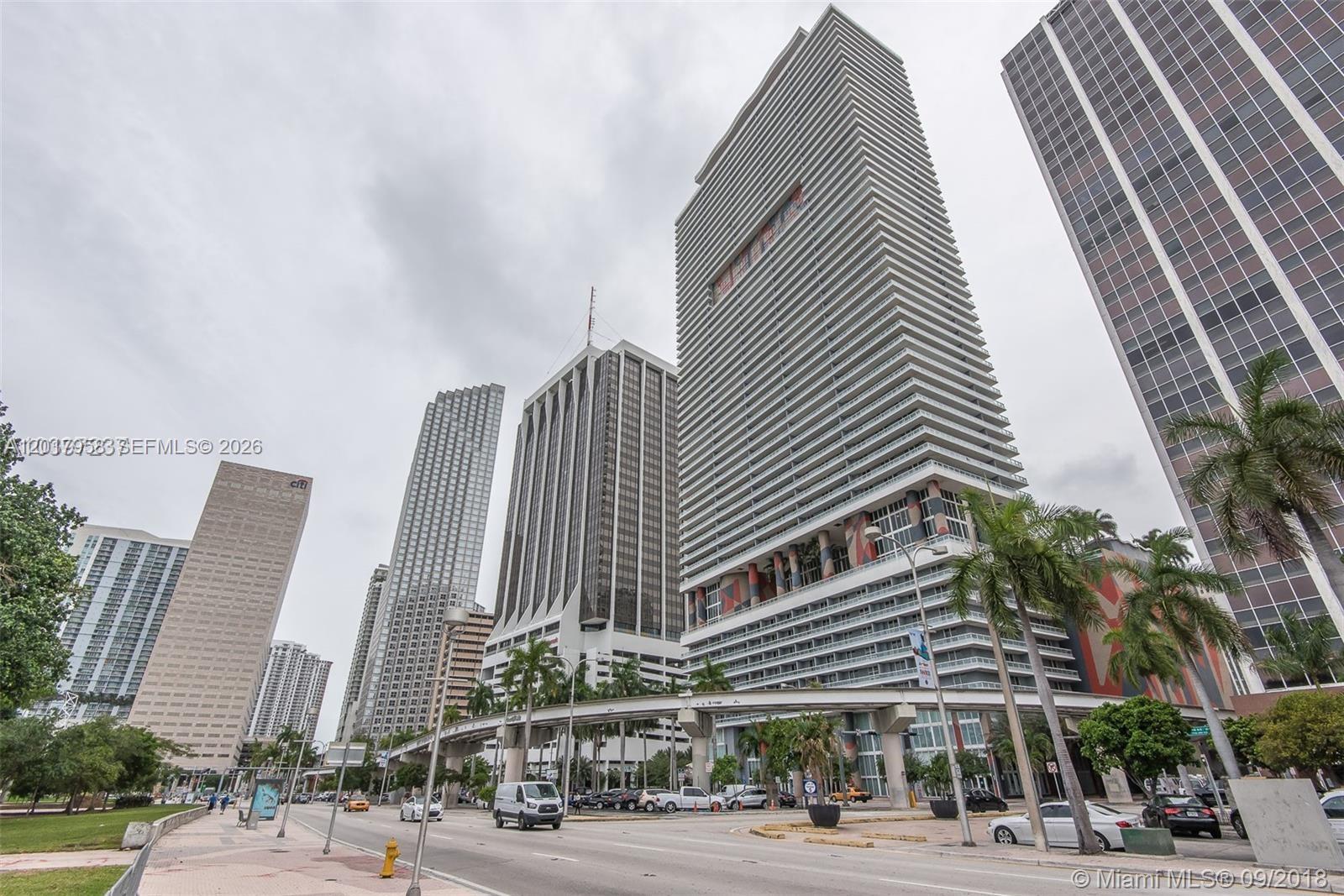 50 Biscayne Blvd 1801 Property Photo 2
