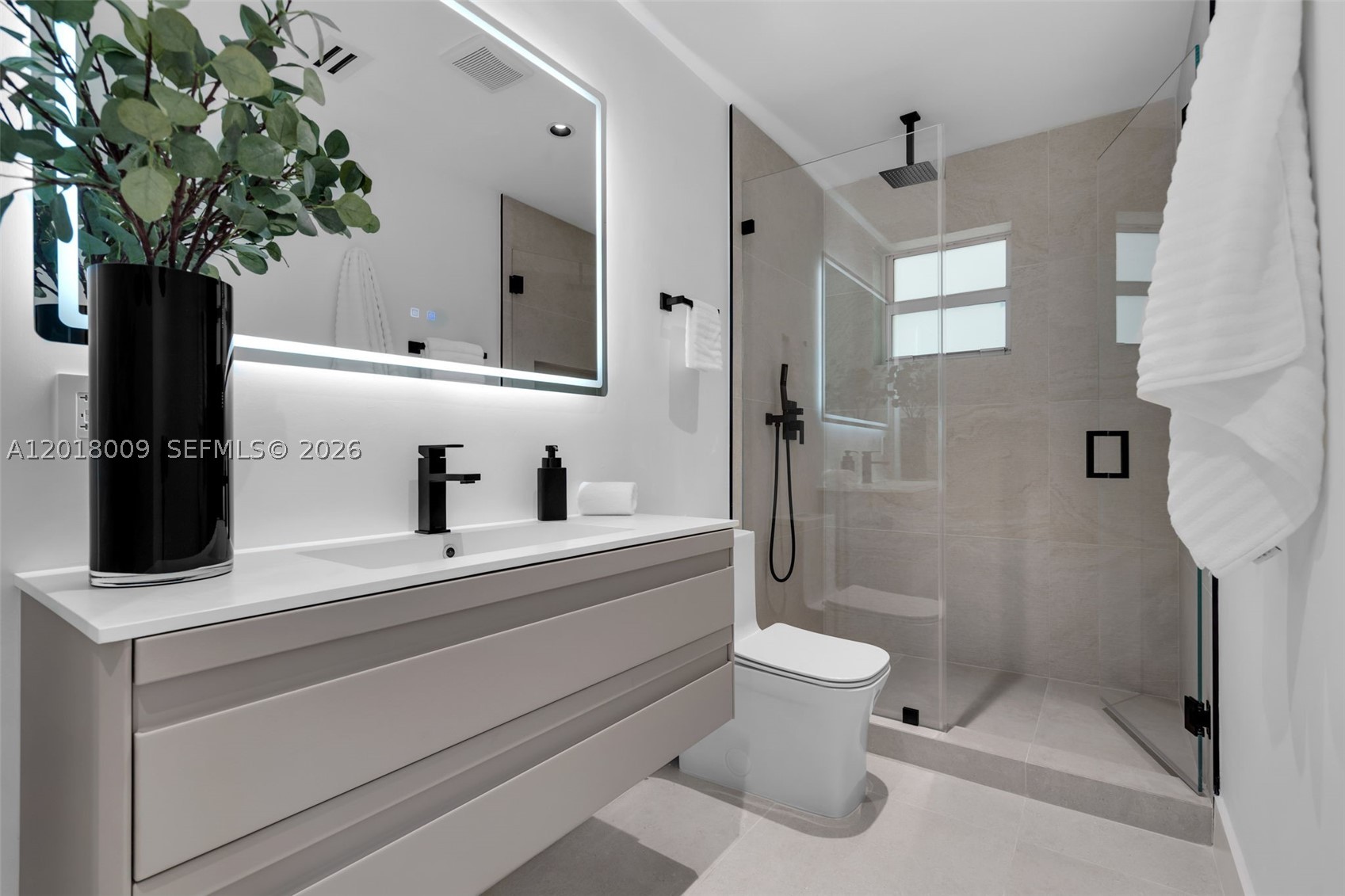 1203 Madrid St Property Photo 12