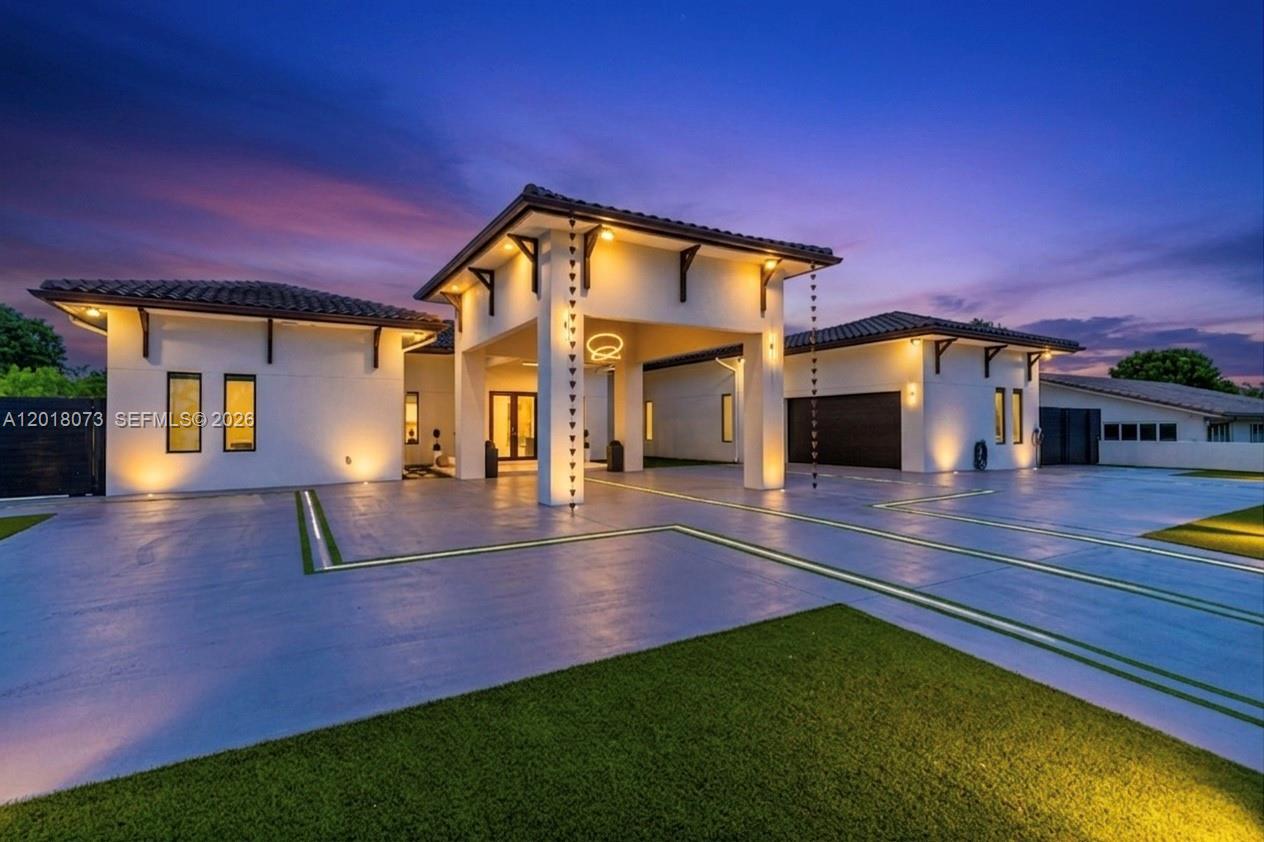 320 SW 125th Ave