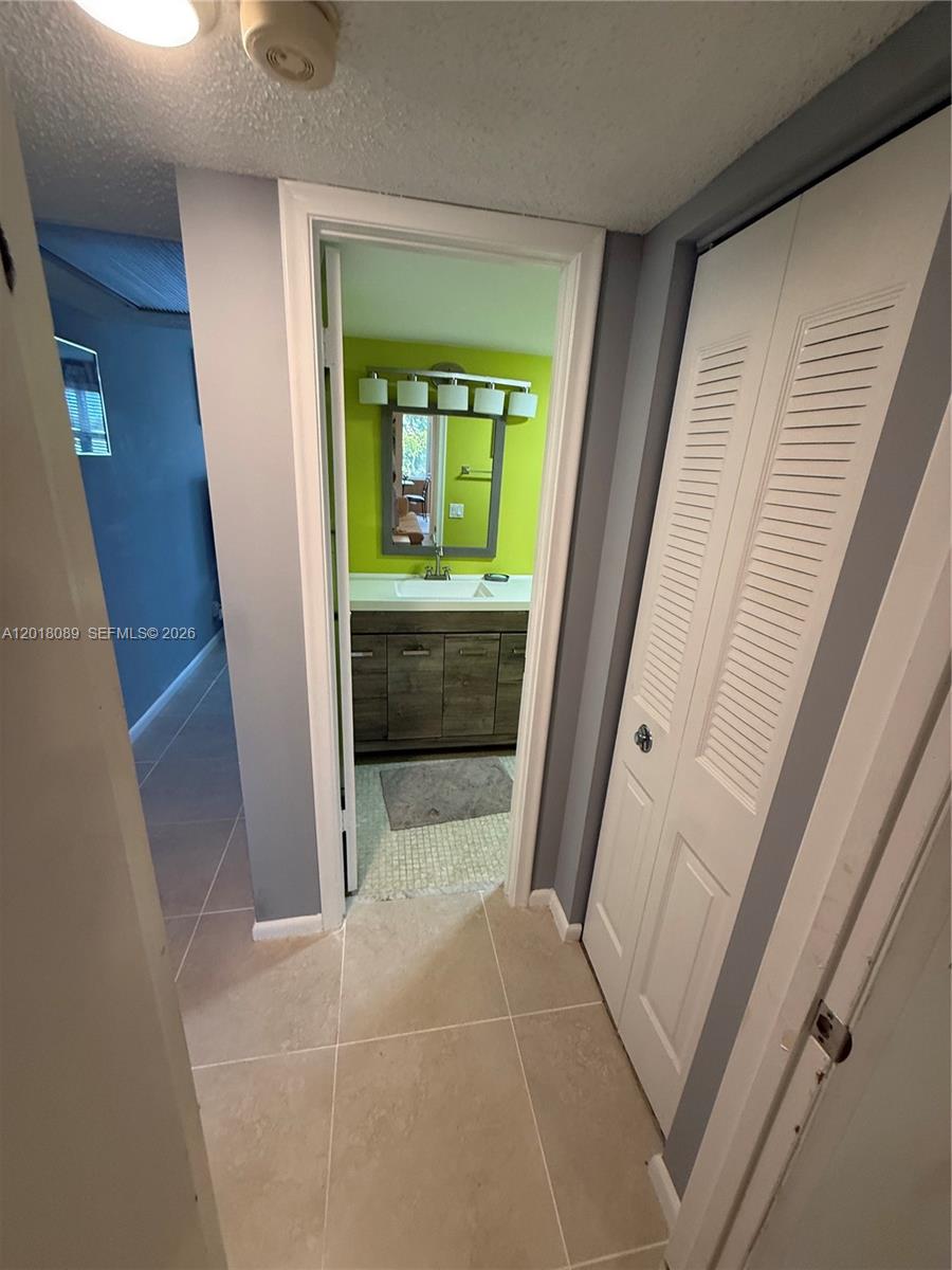 4047 Lyndhurst K 4047 Property Photo 20