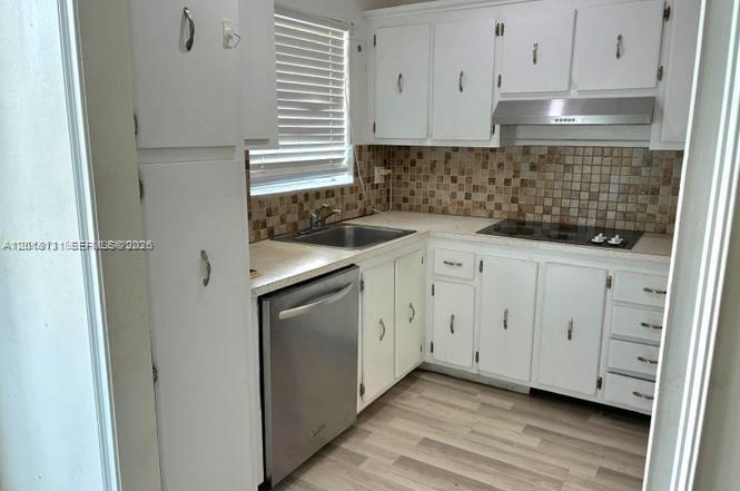 609 S State Road 7 2d Property Photo 4
