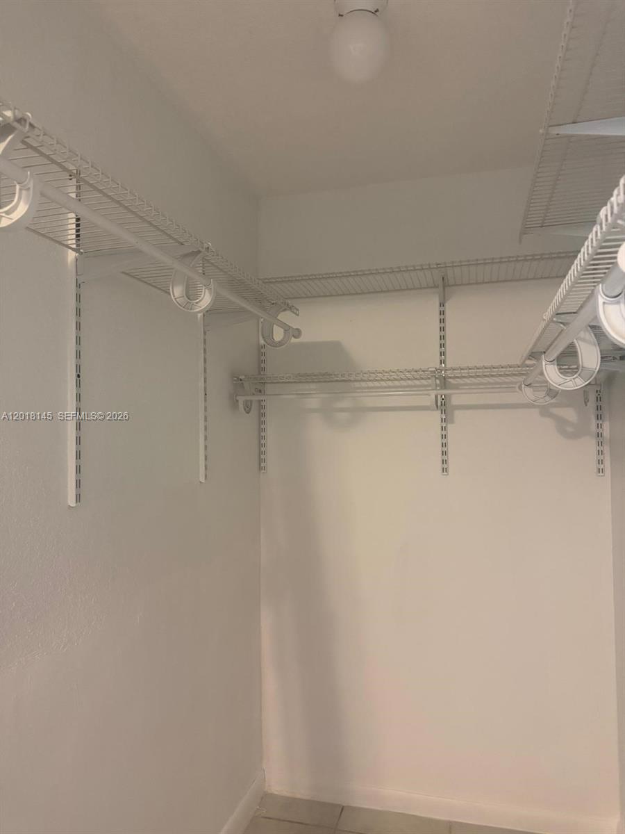 1004 San Remo Cir Property Photo 15