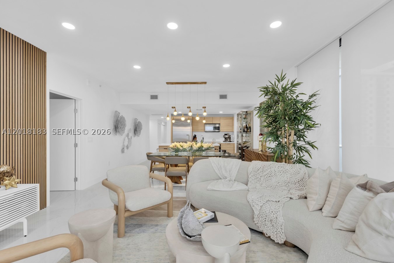 16385 Biscayne Blvd 2101 Property Photo 6
