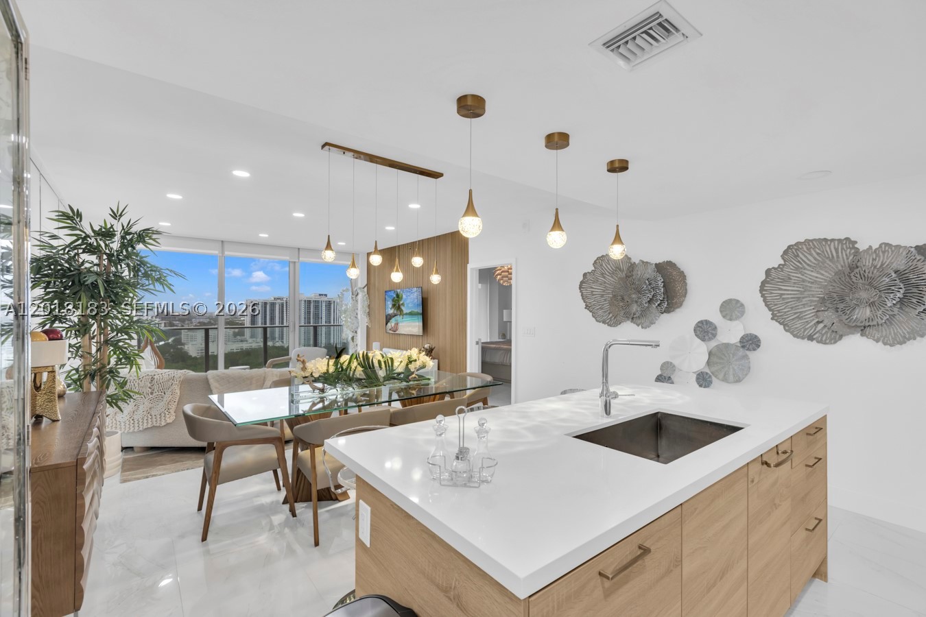 16385 Biscayne Blvd 2101 Property Photo 11