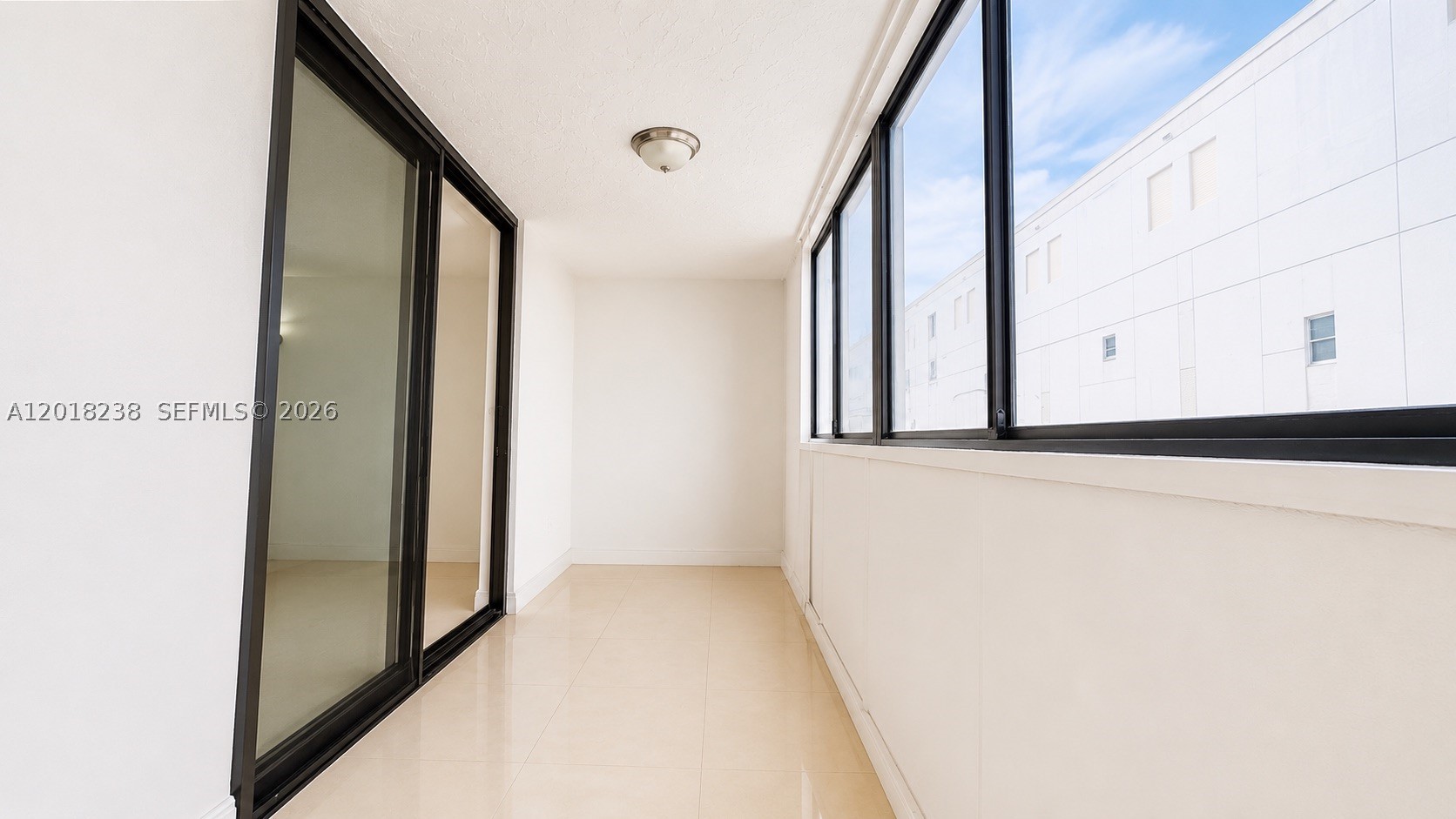 1621 Collins Ave 310 Property Photo 18
