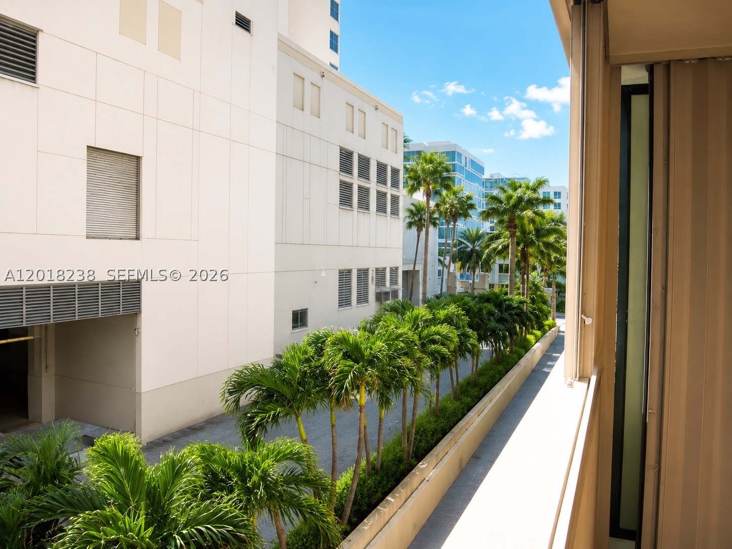 1621 Collins Ave 310 Property Photo 37