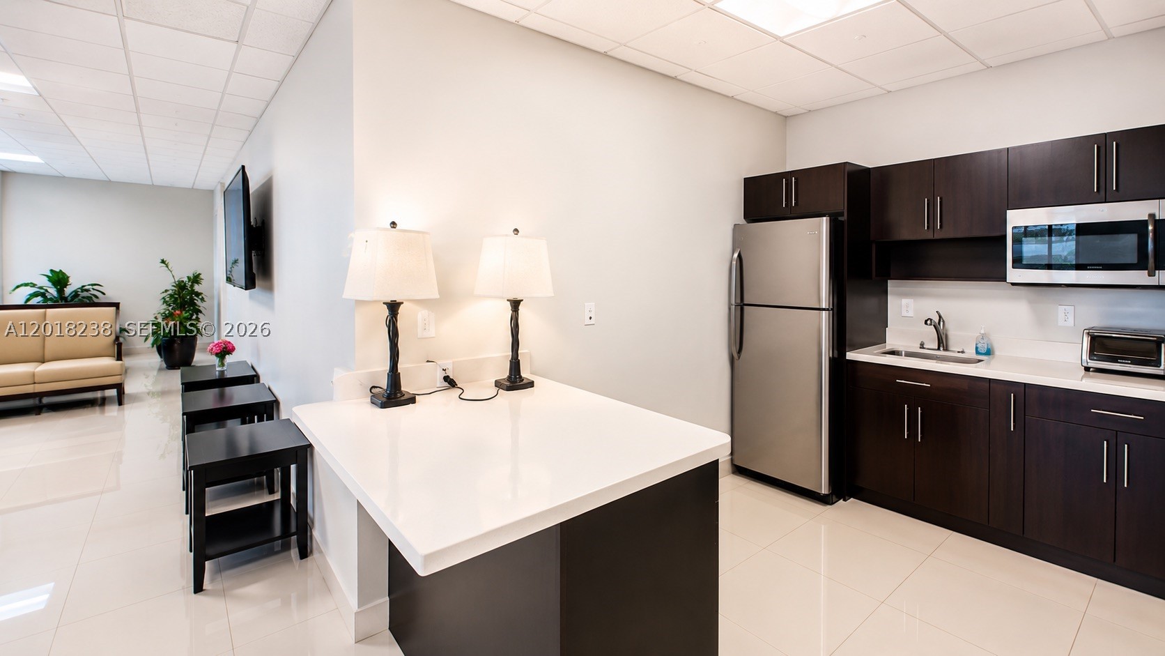1621 Collins Ave 310 Property Photo 43