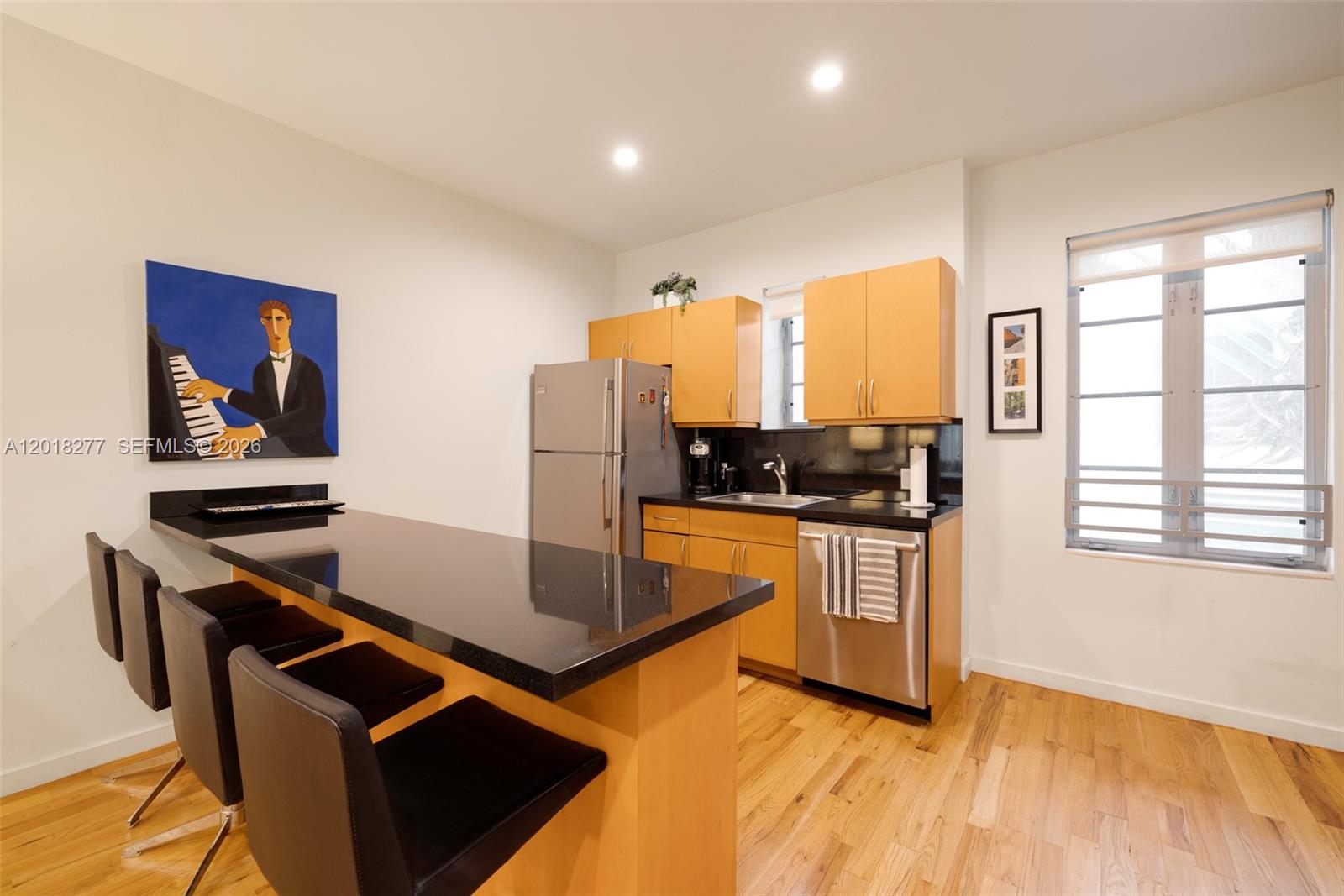 1551 Lenox Ave 8 Property Photo 8