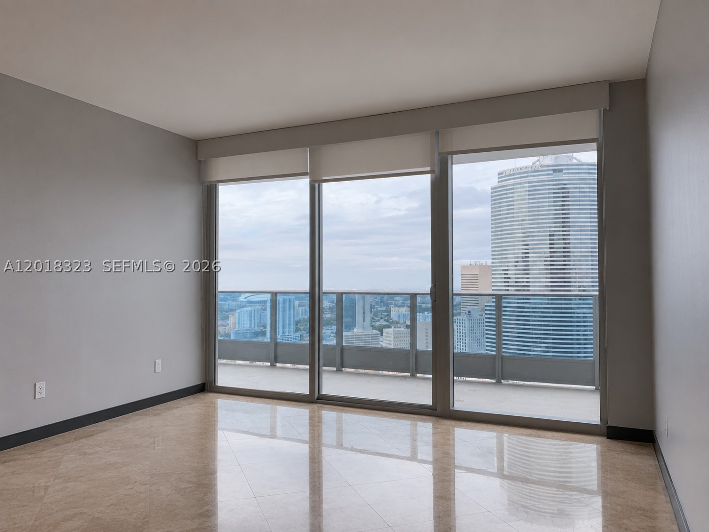 200 Biscayne Boulevard Way 4212 Property Photo 4