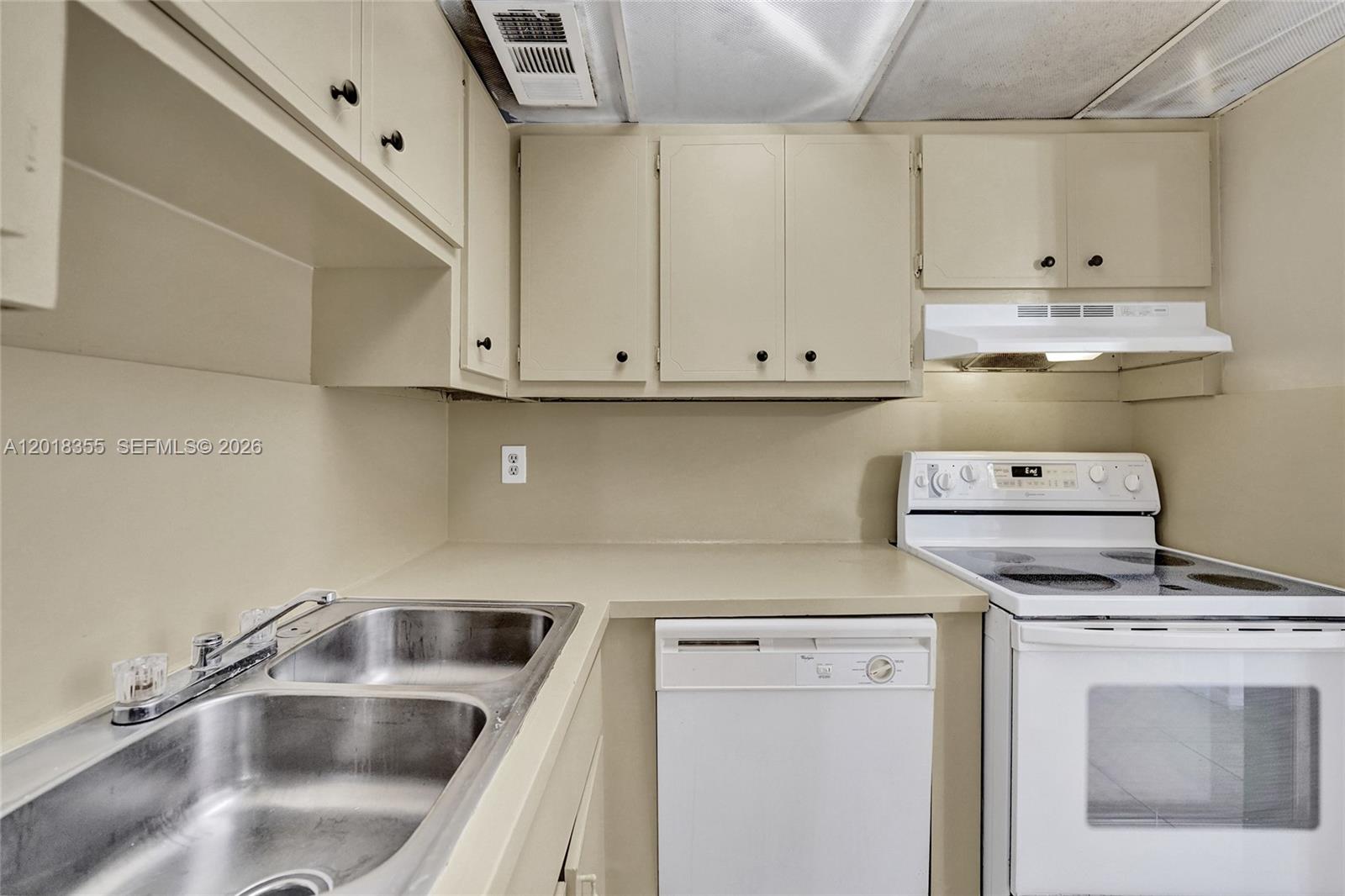 3200 Coral Springs Dr 106 Property Photo 26