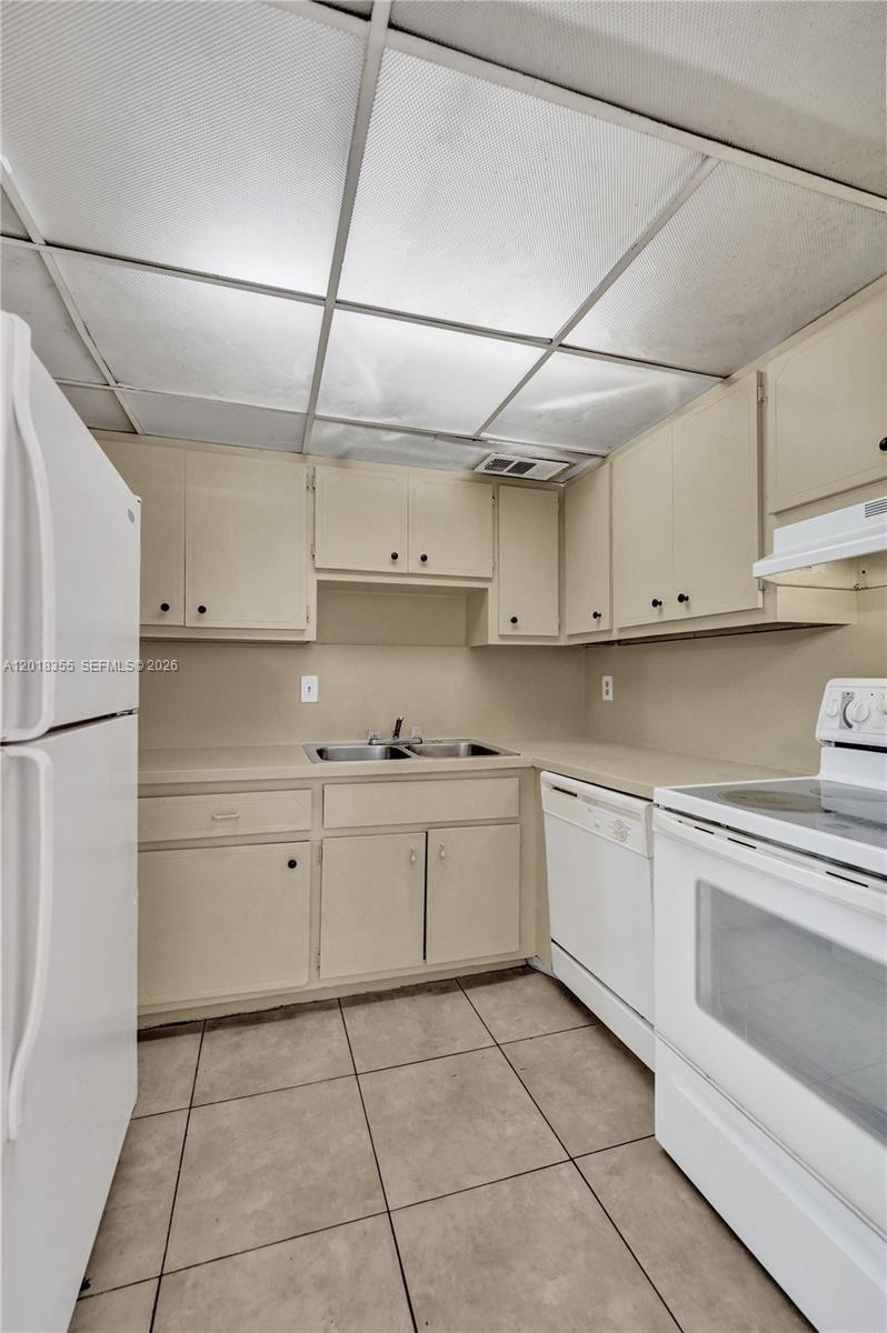 3200 Coral Springs Dr 106 Property Photo 29