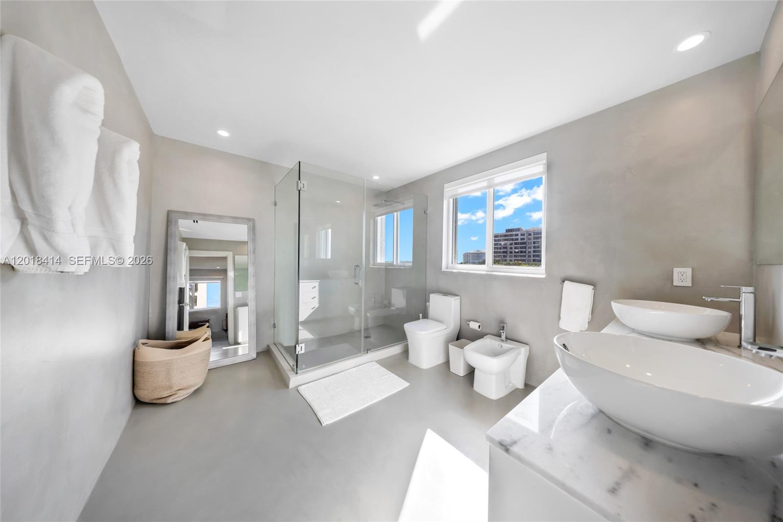 50 Ocean Lane Dr Ph603 Property Photo 17