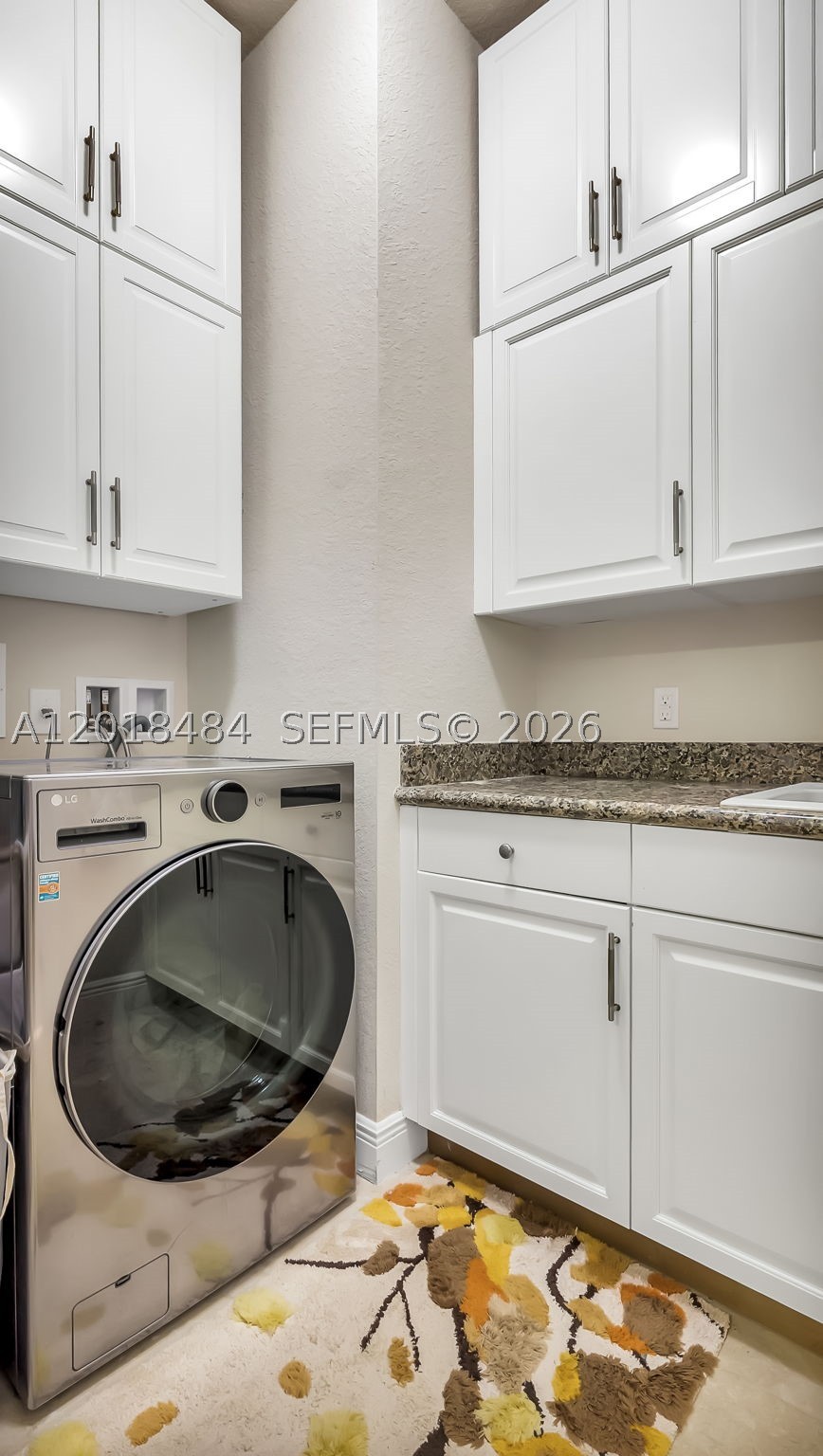 9587 Exbury Ct Property Photo 60