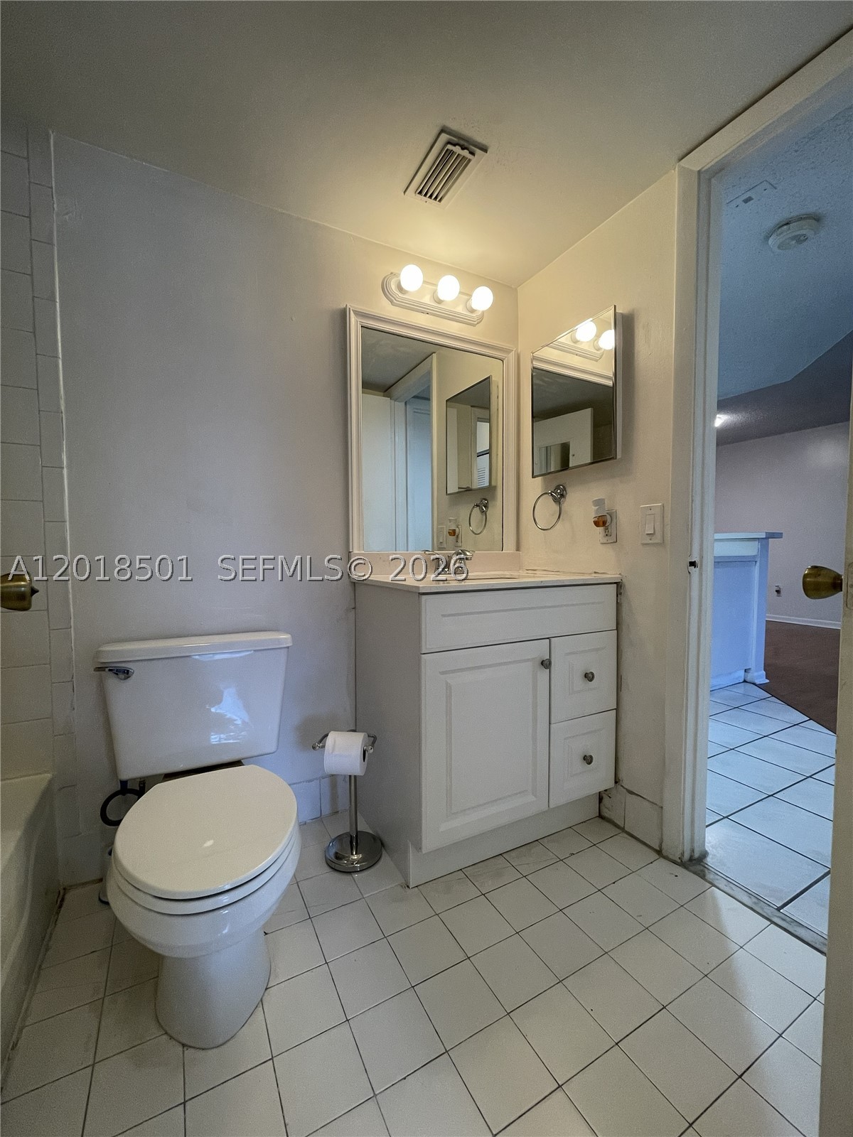 18890 Nw 57th Ave 207 Property Photo 11