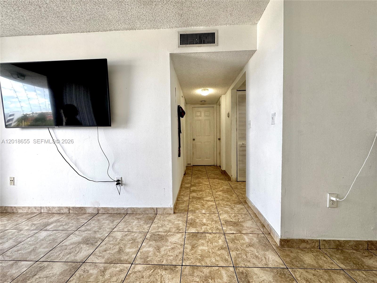 8145 Nw 7th St 404 Property Photo 6