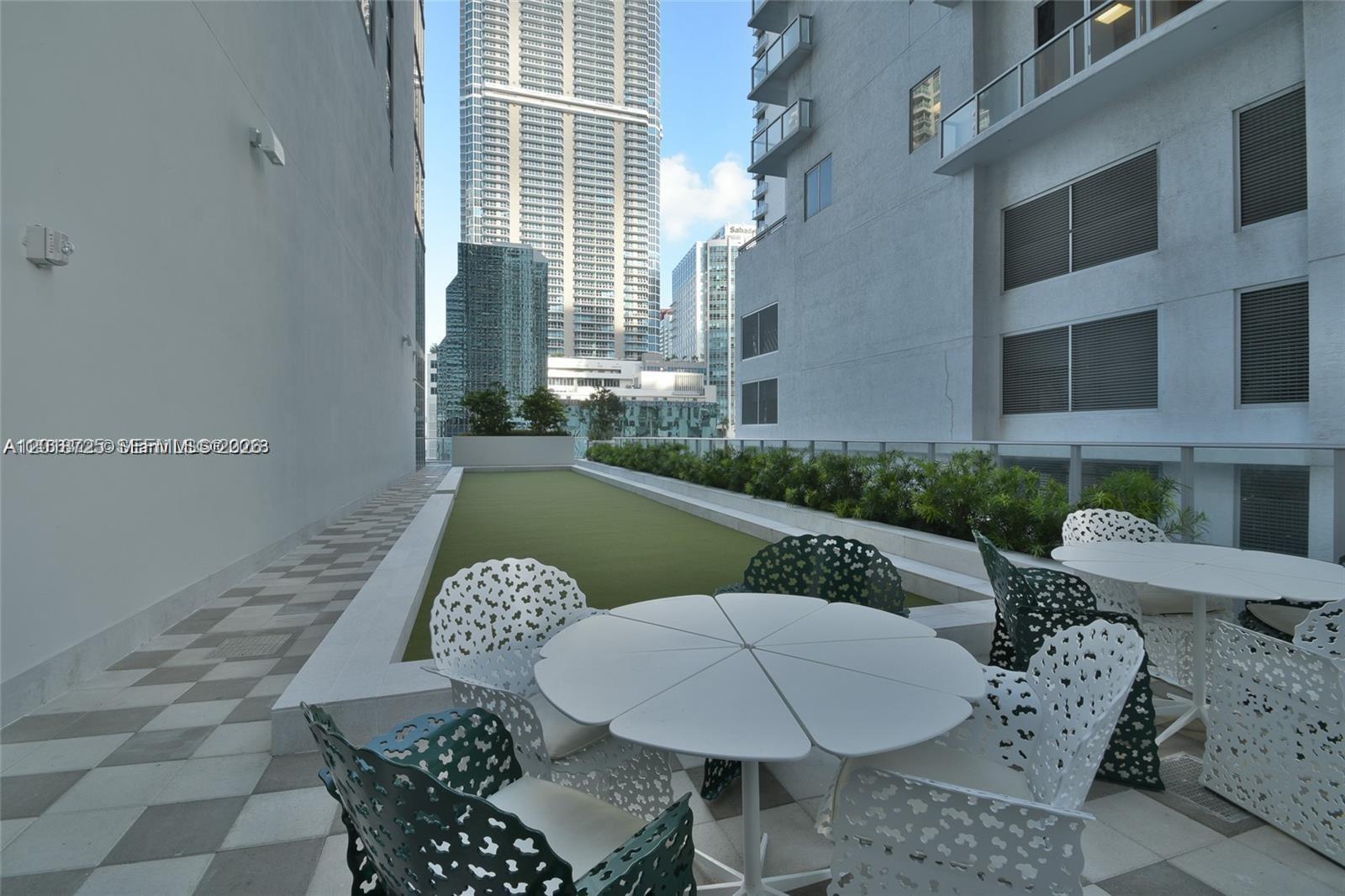 1010 Brickell Ave 2208 Property Photo 22