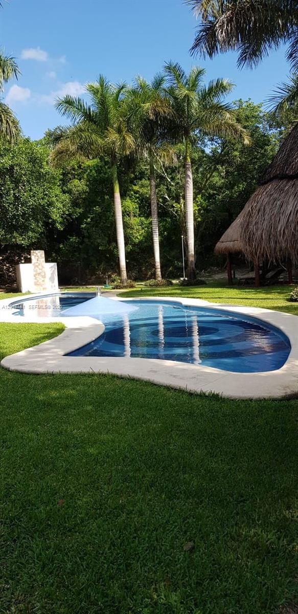 Mz10 L25 Calle Isla Property Photo 7