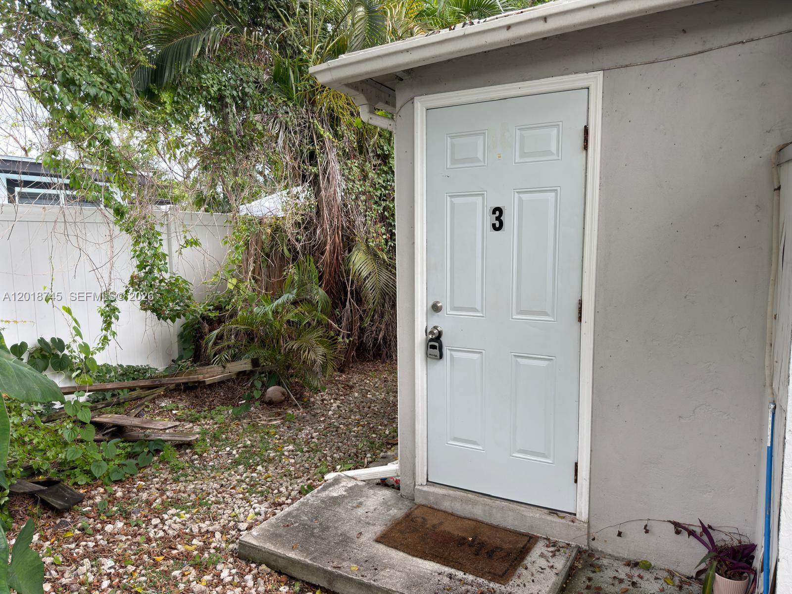 10335 Nw 2nd Ct 3 Property Photo 6