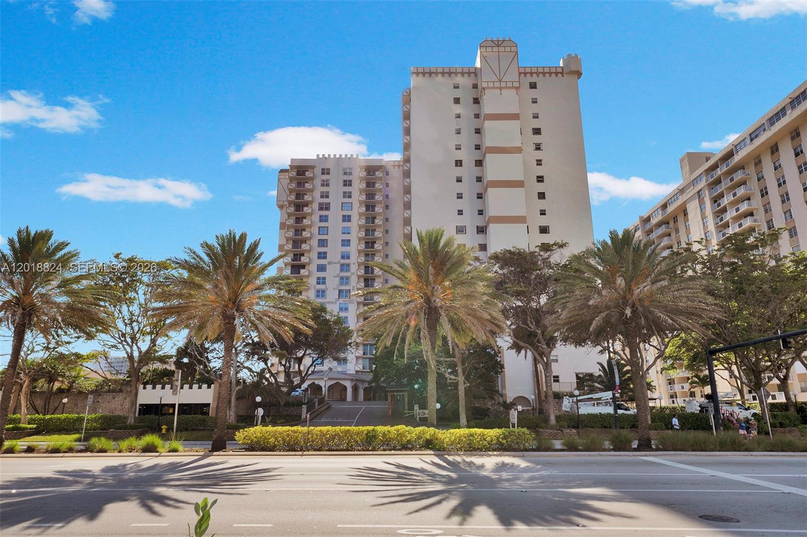 1865 S Ocean Dr 4C Property Photo 1