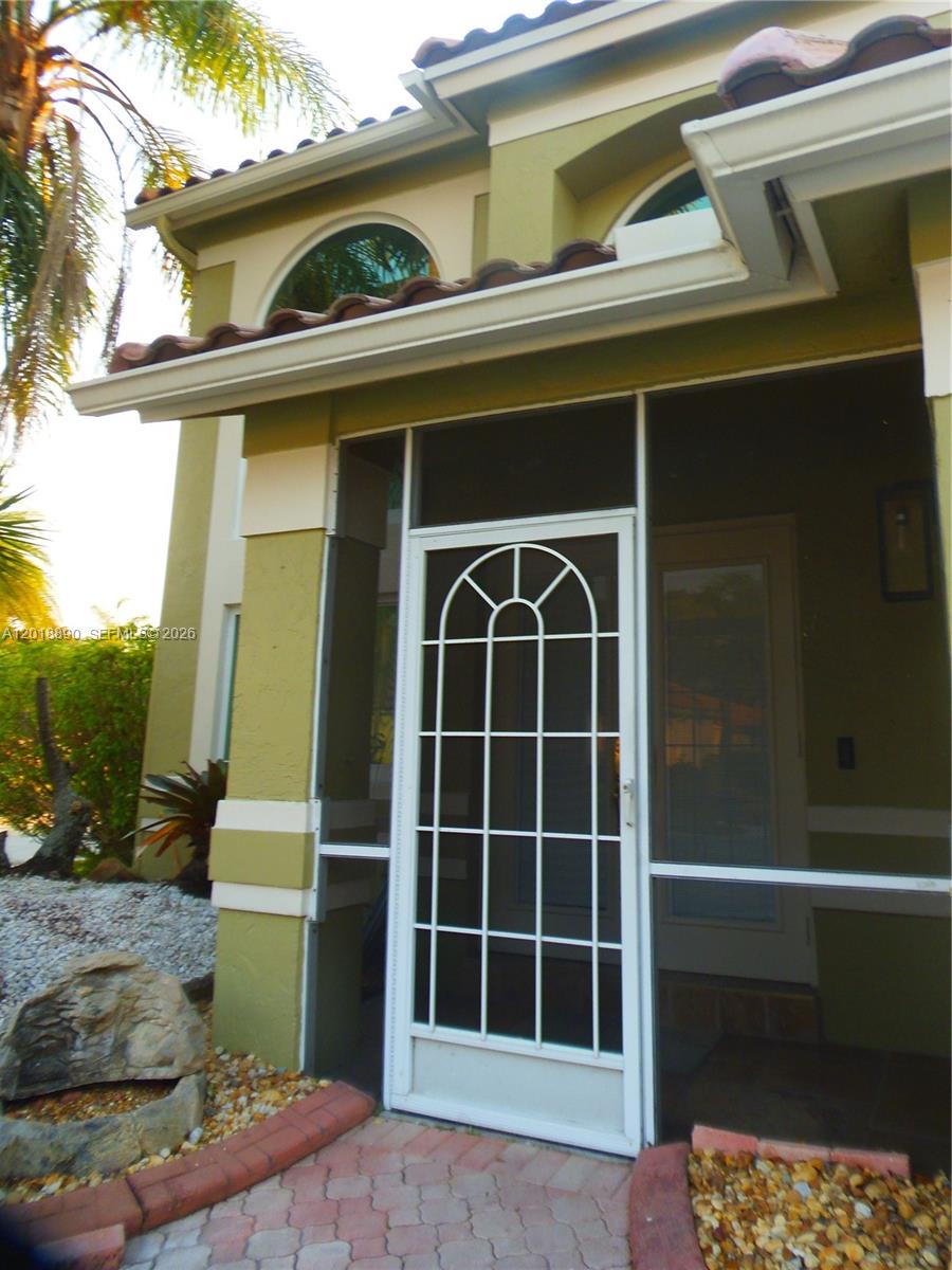 2608 Nw 79th Ave Property Photo 5