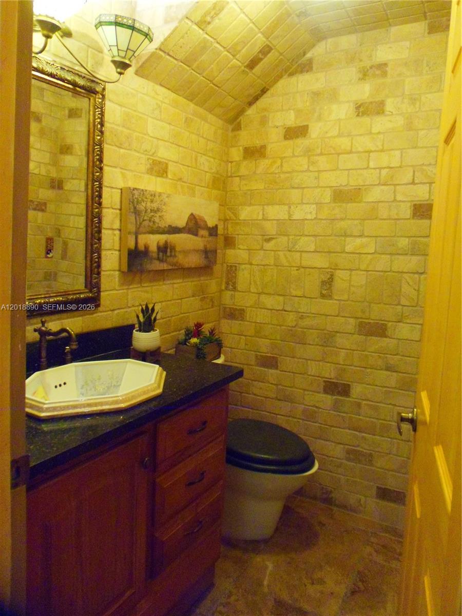 2608 Nw 79th Ave Property Photo 19