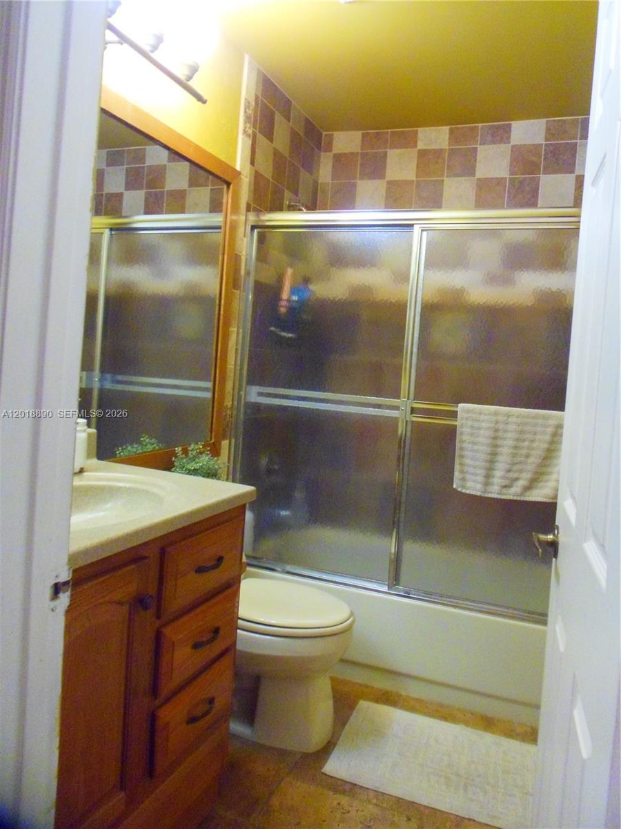 2608 Nw 79th Ave Property Photo 25