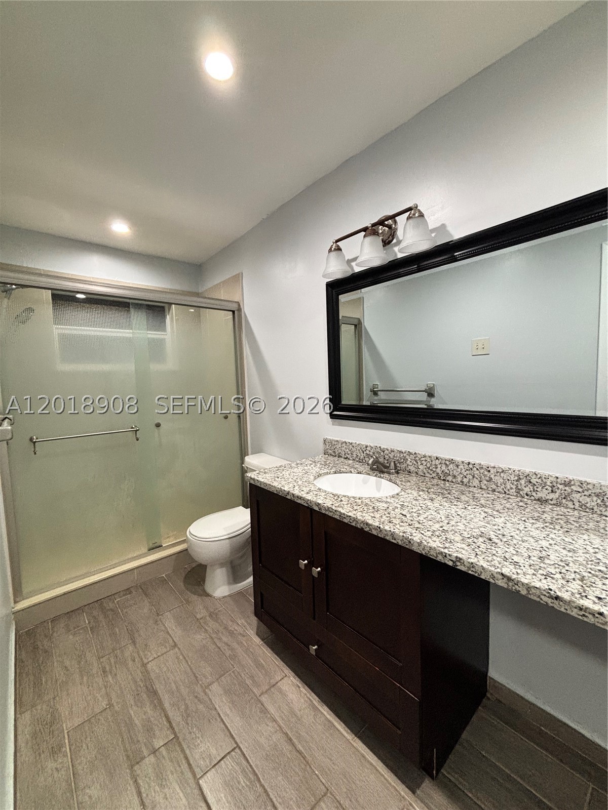 1480 E Sample Rd 209 Property Photo 16