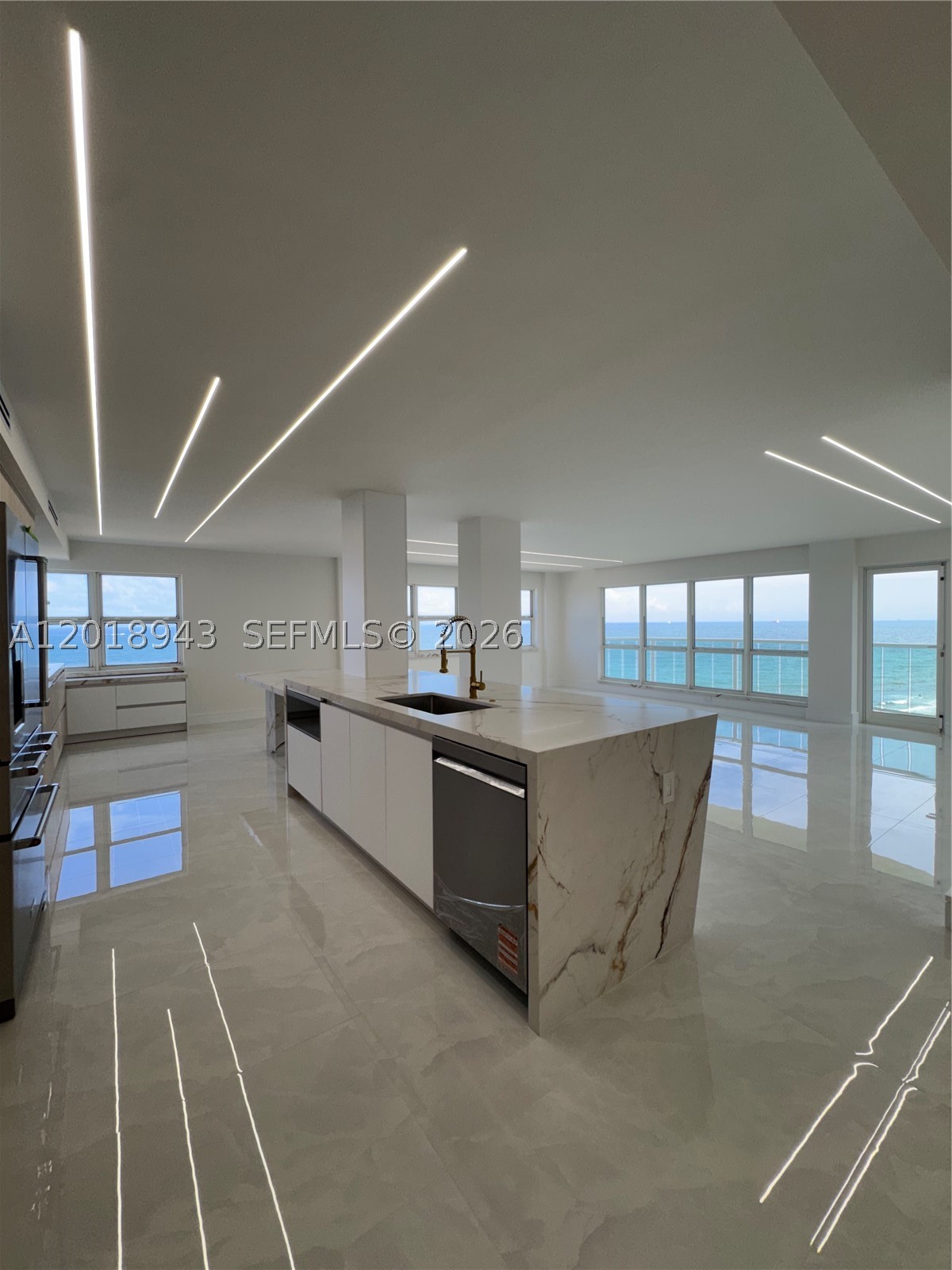 3400 Galt Ocean Dr 702s Property Photo 8