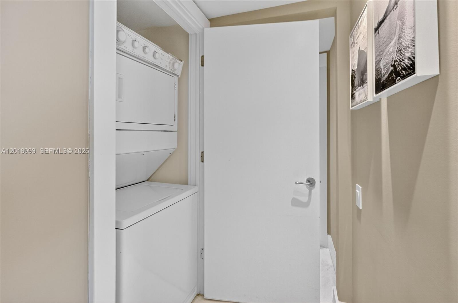 1500 Ocean Dr 507 Property Photo 17