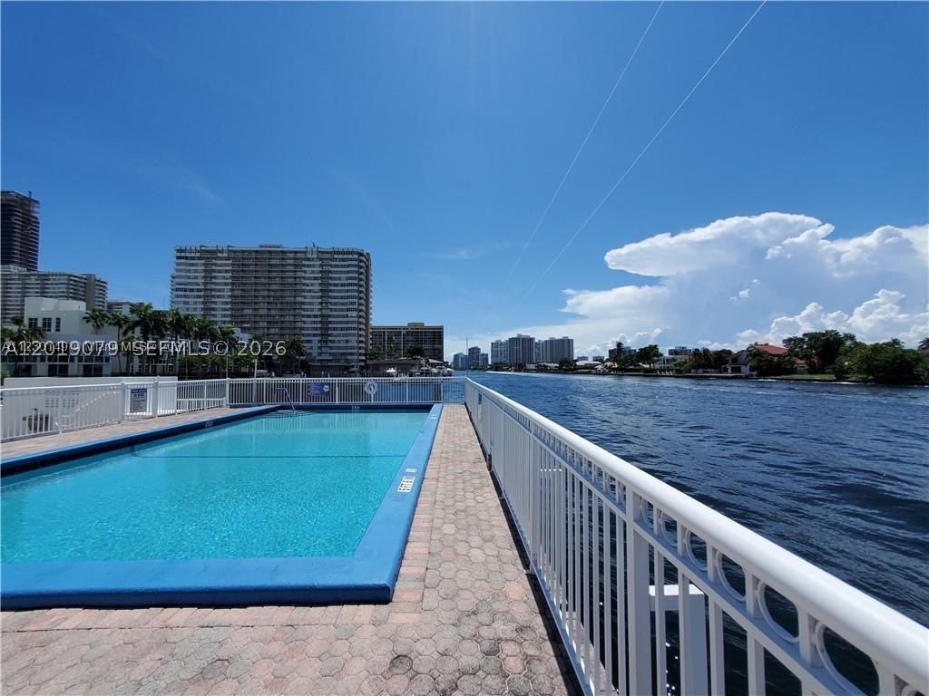 1913 S Ocean Dr 212 Property Photo 13