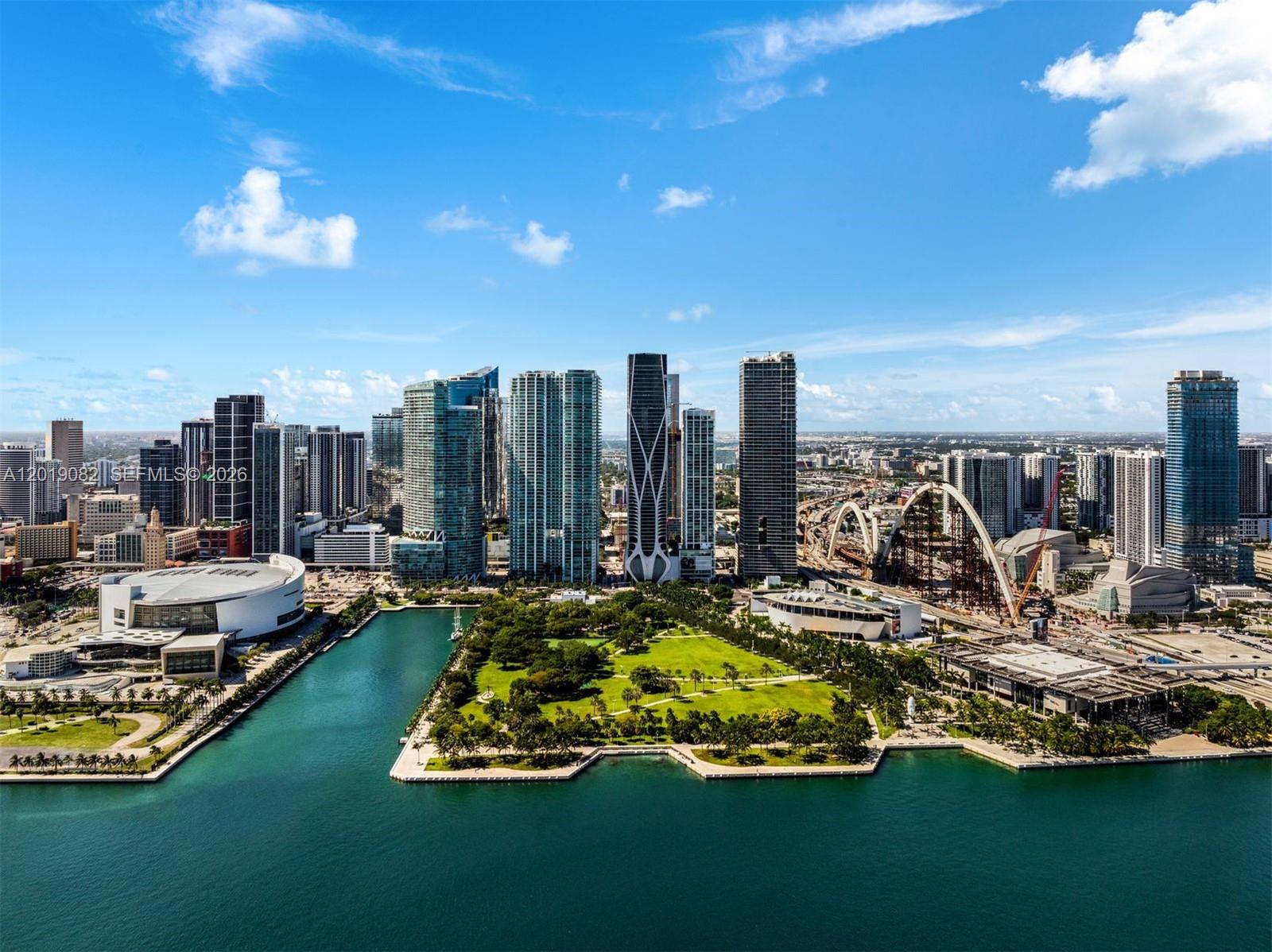 1000 Biscayne Blvd 5101 Property Photo 1