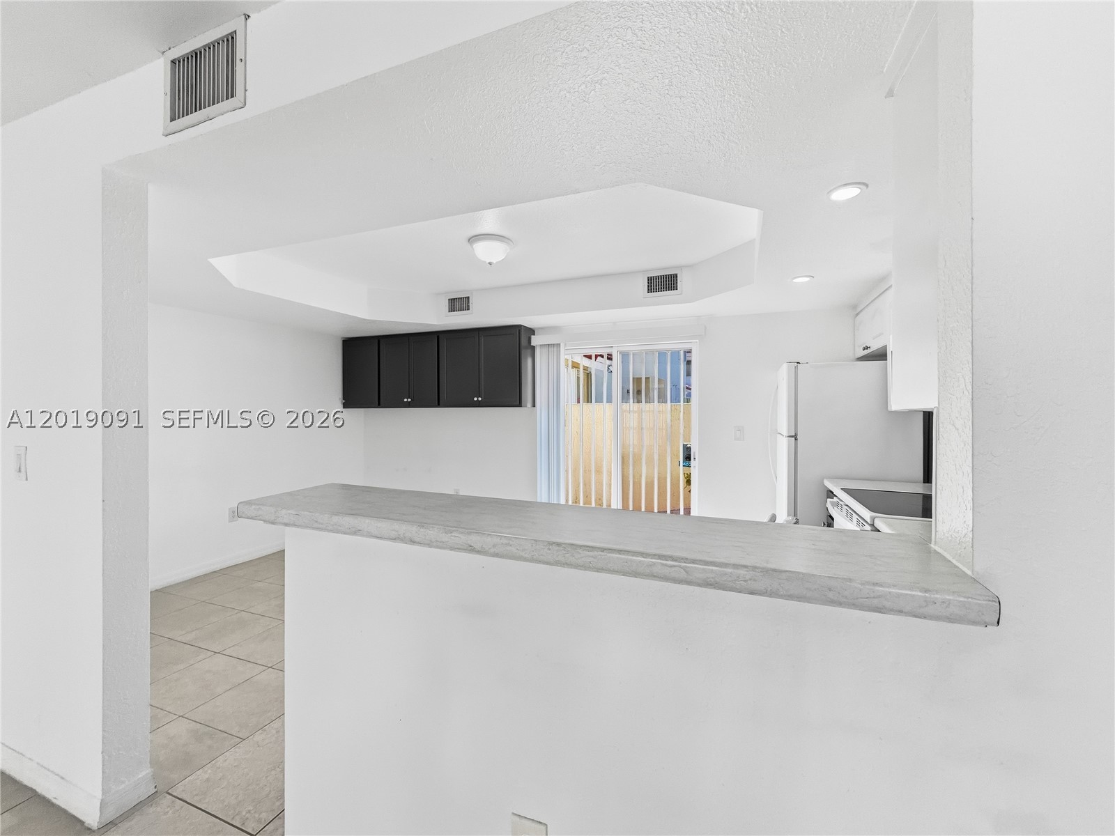 3002 San Remo Cir 0 Property Photo 6
