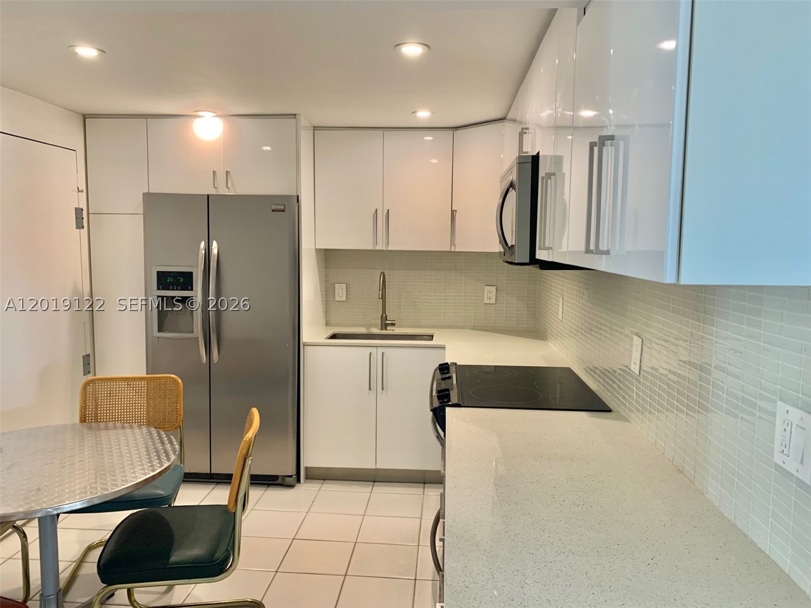 1500 S Ocean Dr 17e Property Photo 10