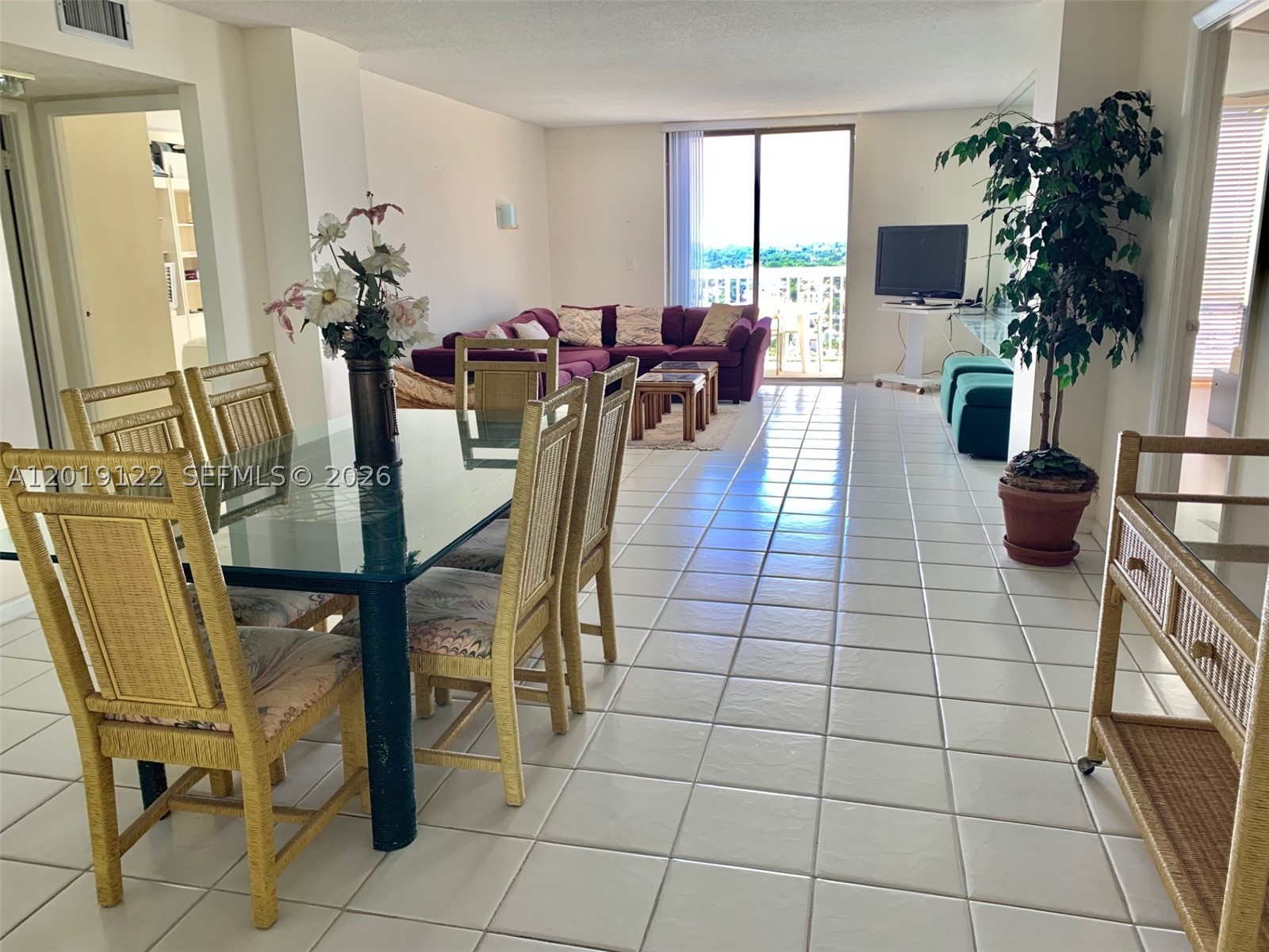 1500 S Ocean Dr 17e Property Photo 15