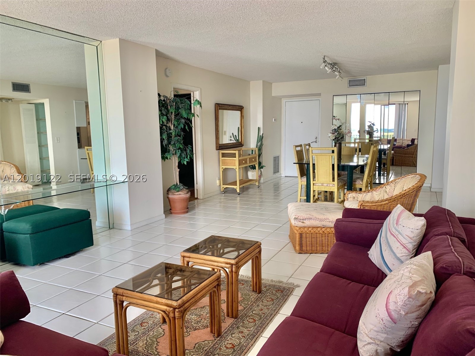 1500 S Ocean Dr 17e Property Photo 17