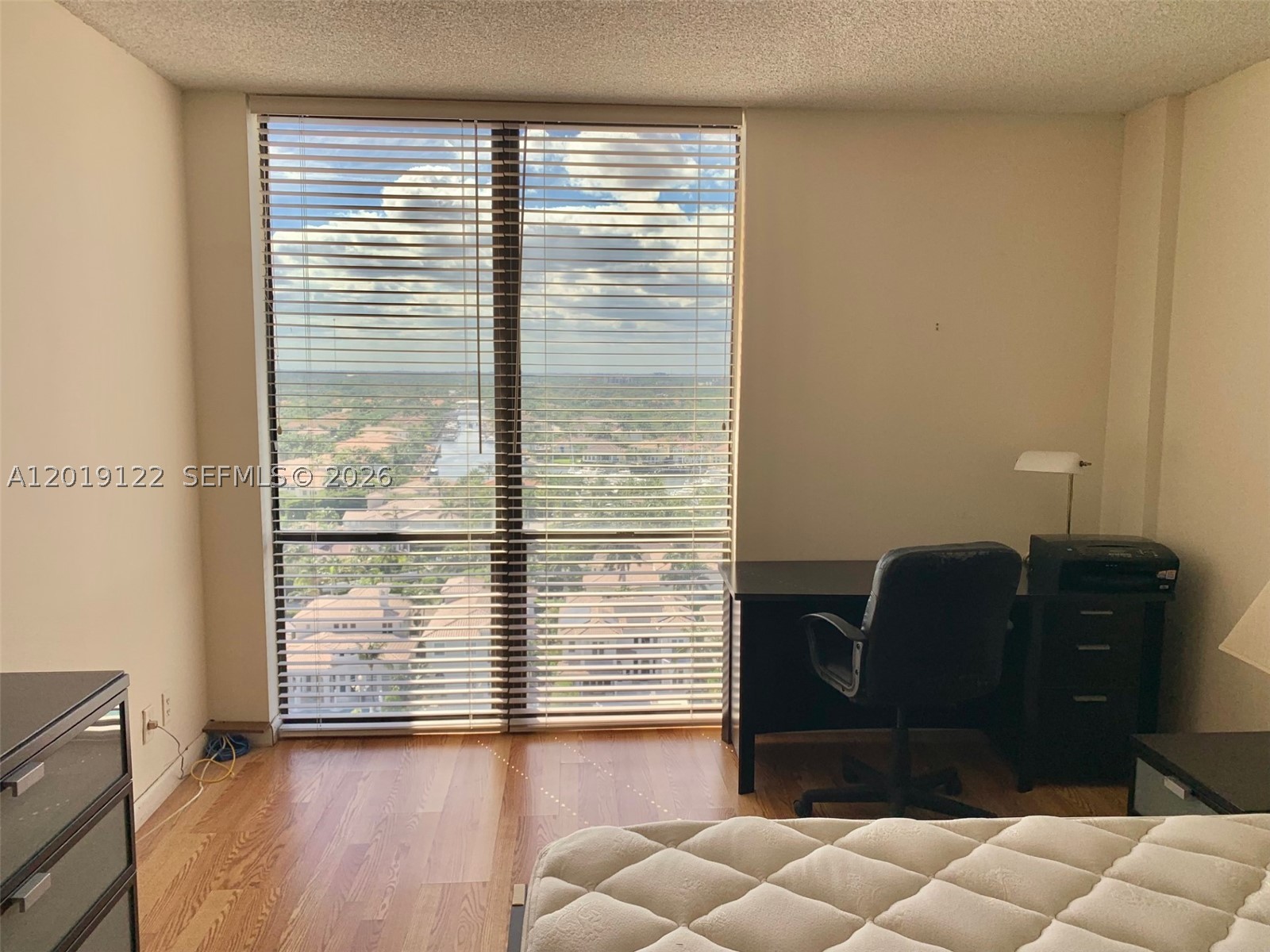 1500 S Ocean Dr 17e Property Photo 22