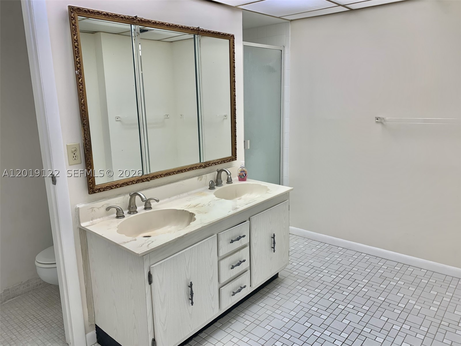 1500 S Ocean Dr 17e Property Photo 24