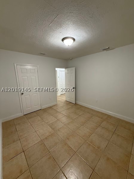 2345 Nw 65th St Property Photo 10