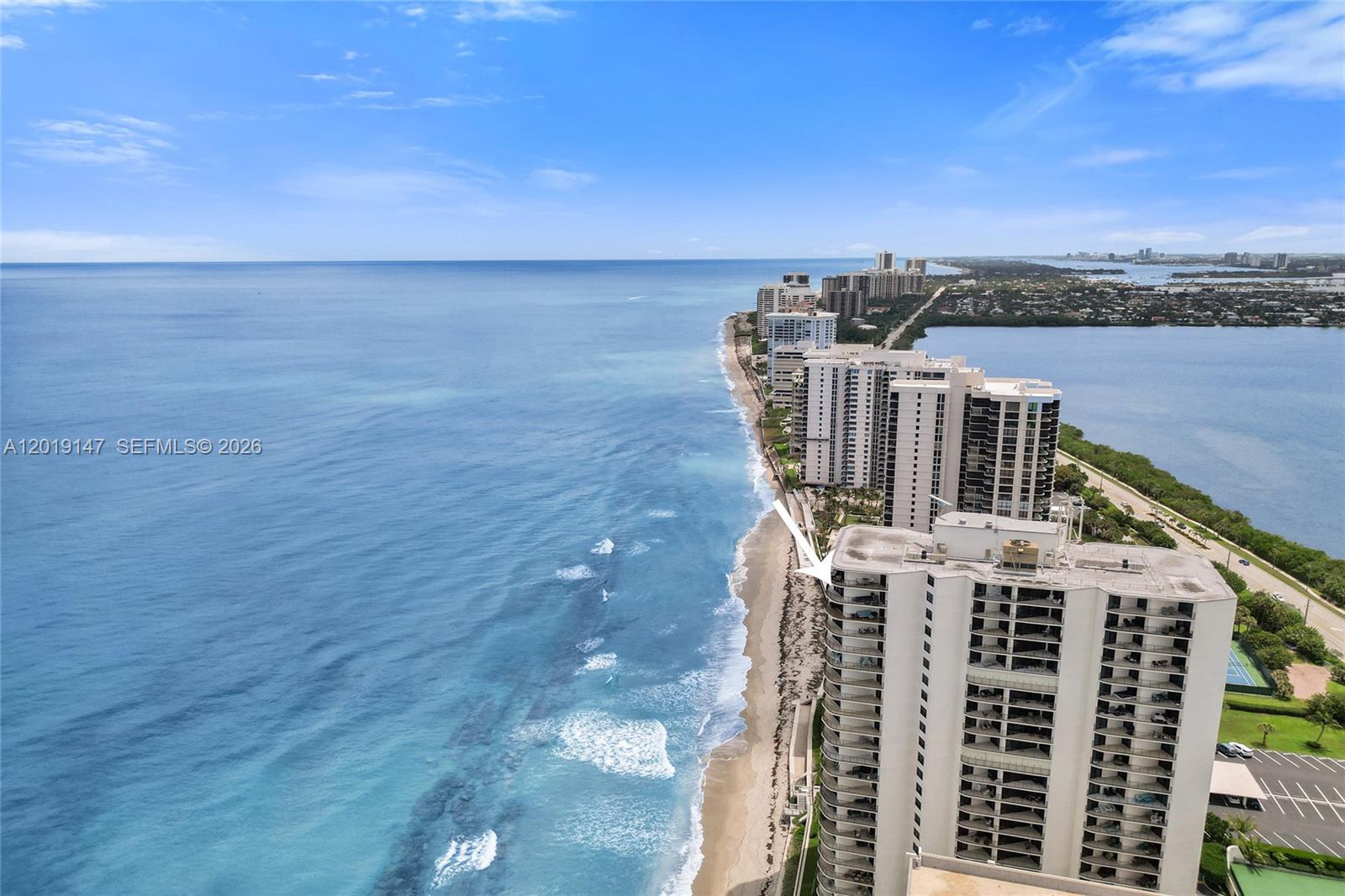 5420 N Ocean Dr 2201 Property Photo 4