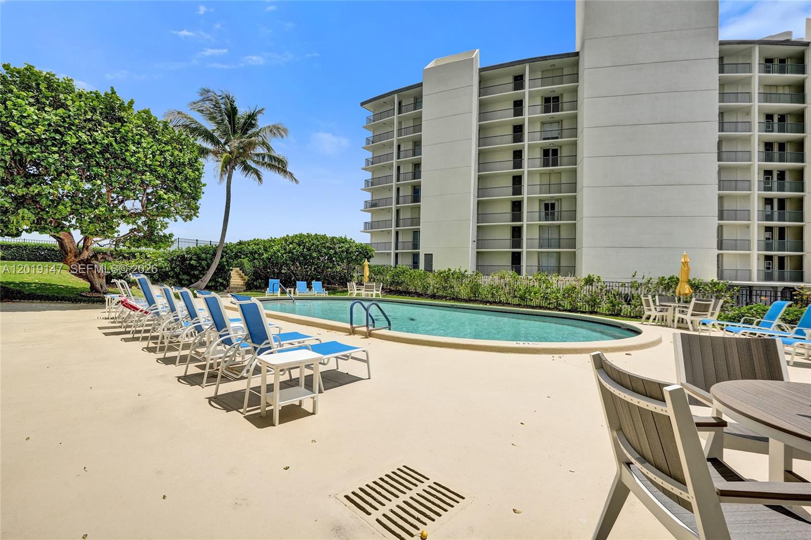5420 N Ocean Dr 2201 Property Photo 21
