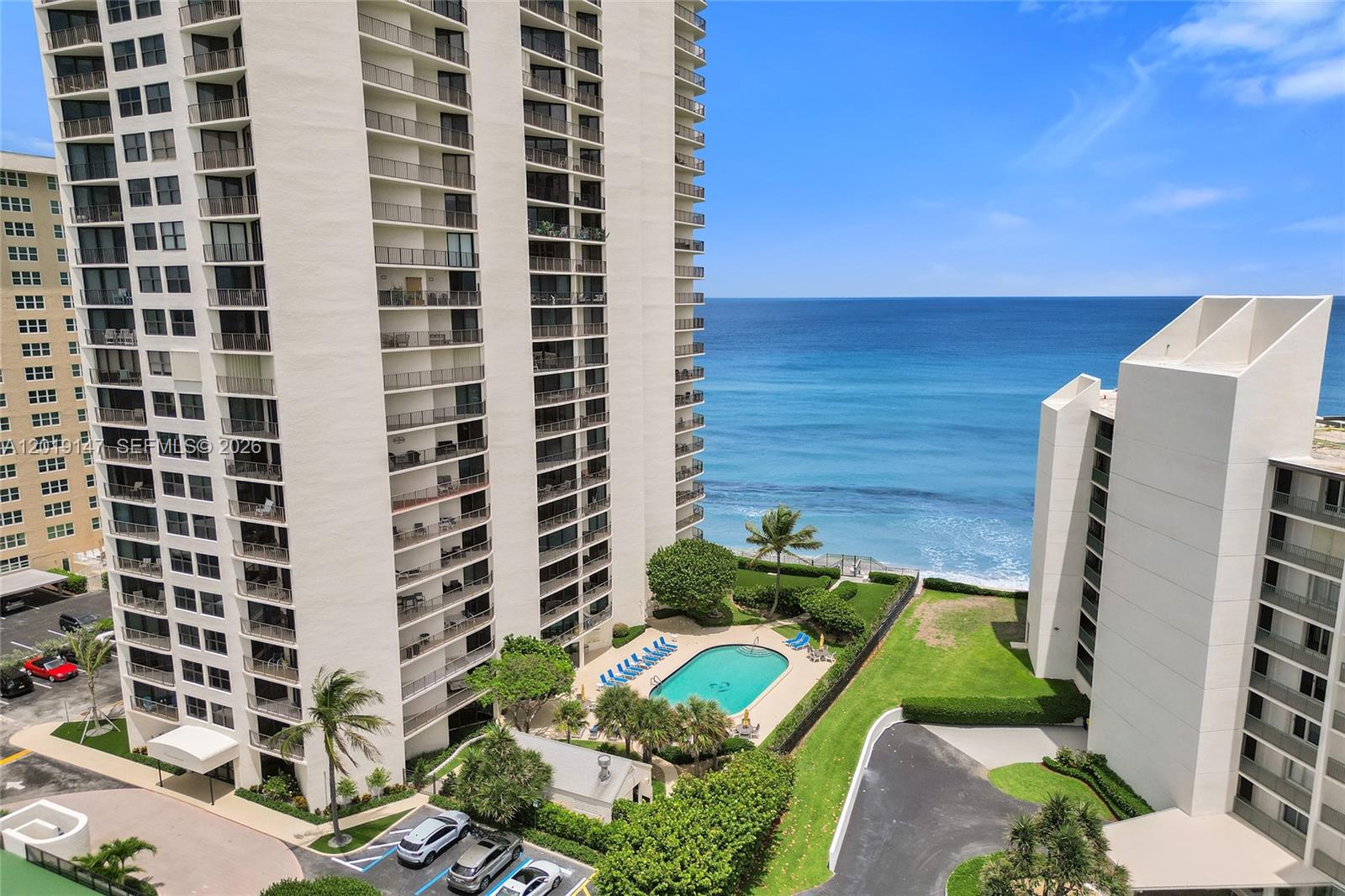5420 N Ocean Dr 2201 Property Photo 56