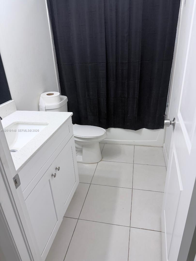 4412 Douglas Ln Property Photo 8